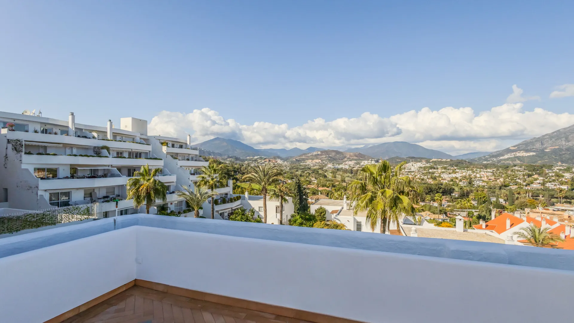 Apartamento en venta en Nueva Andalucia