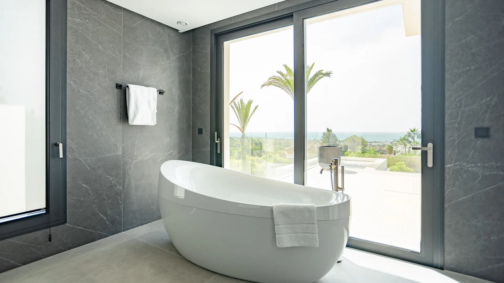 Se vende villa con 4 dormitorios en Los Flamingos