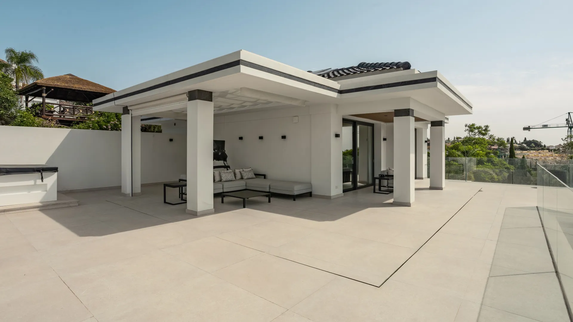 Se vende villa con 4 dormitorios en Los Flamingos