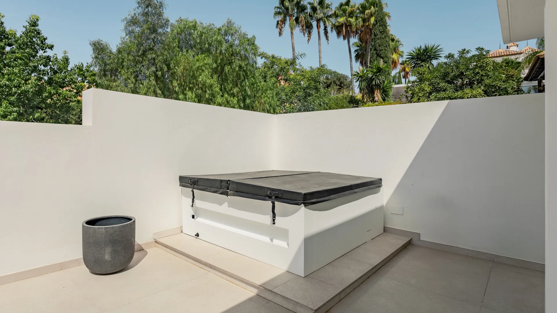 Se vende villa con 4 dormitorios en Los Flamingos