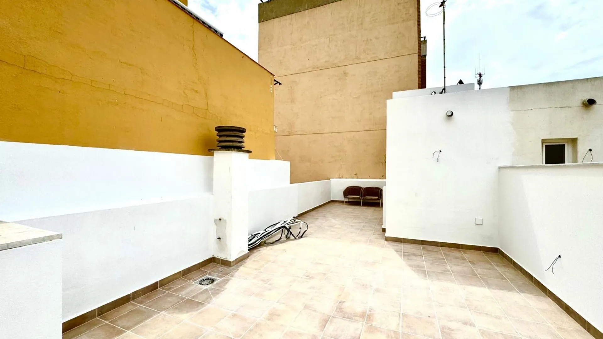 6 bedrooms Perchel Norte - La Trinidad unique building for sale