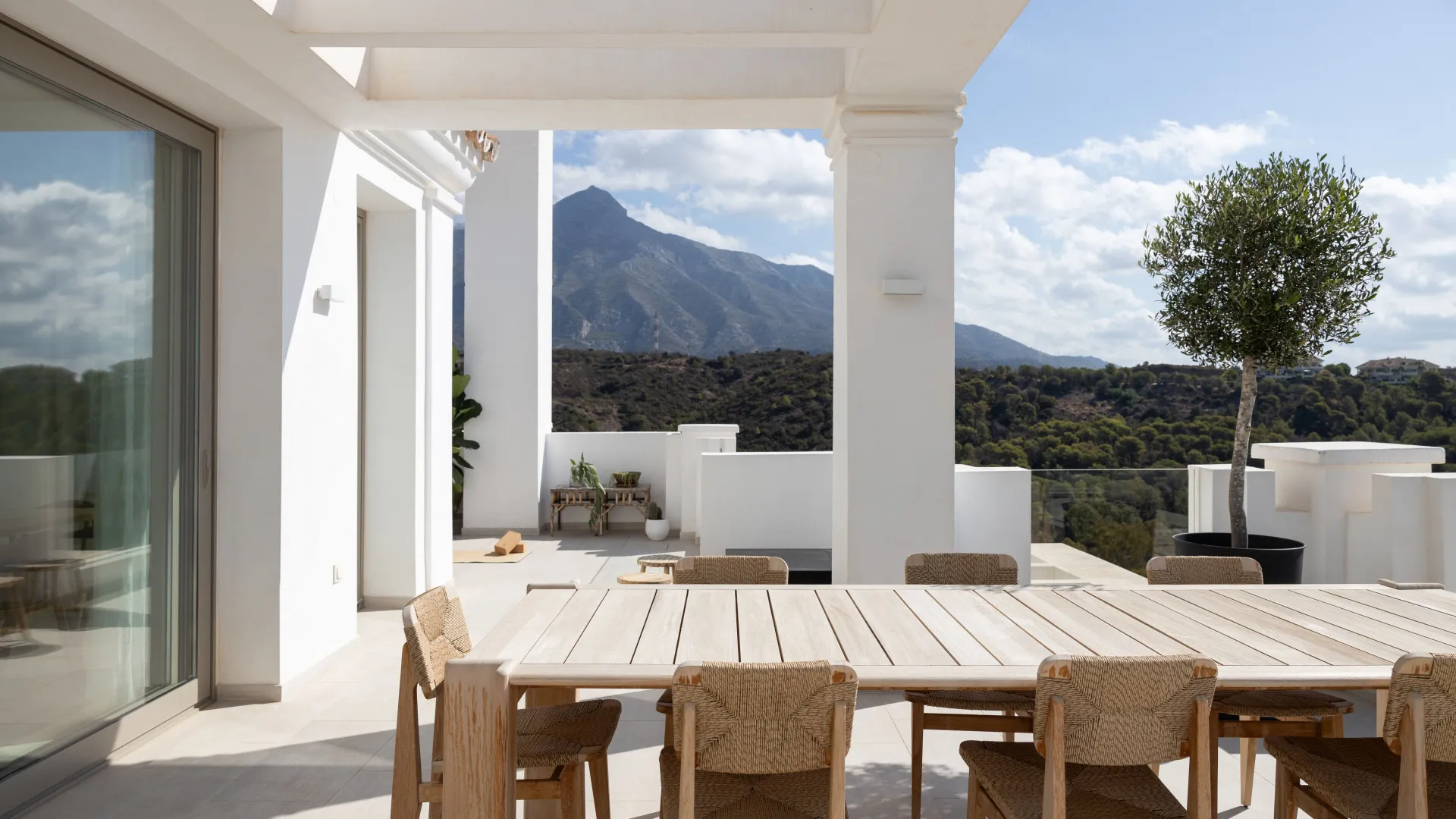 Atico duplex en venta en Los Naranjos con 3 dormitorios