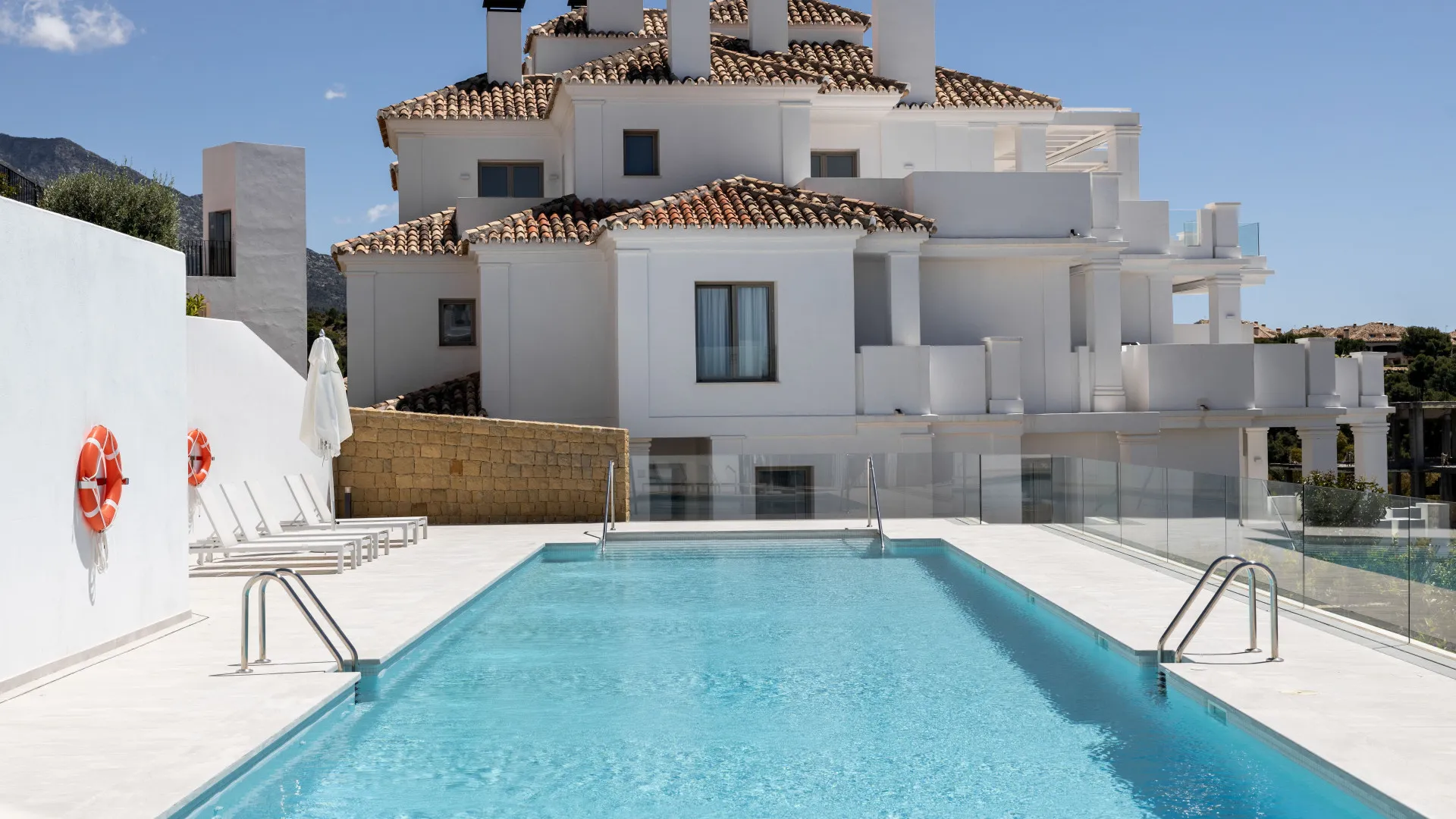 Atico duplex en venta en Los Naranjos con 3 dormitorios