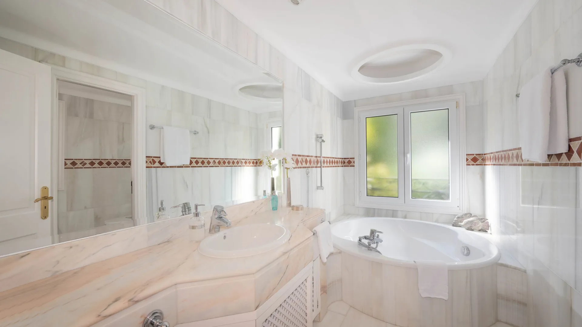 For sale house with 4 bedrooms in Puerto Andratx