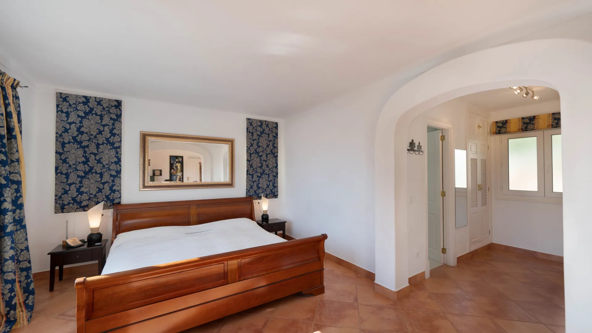 For sale house with 4 bedrooms in Puerto Andratx