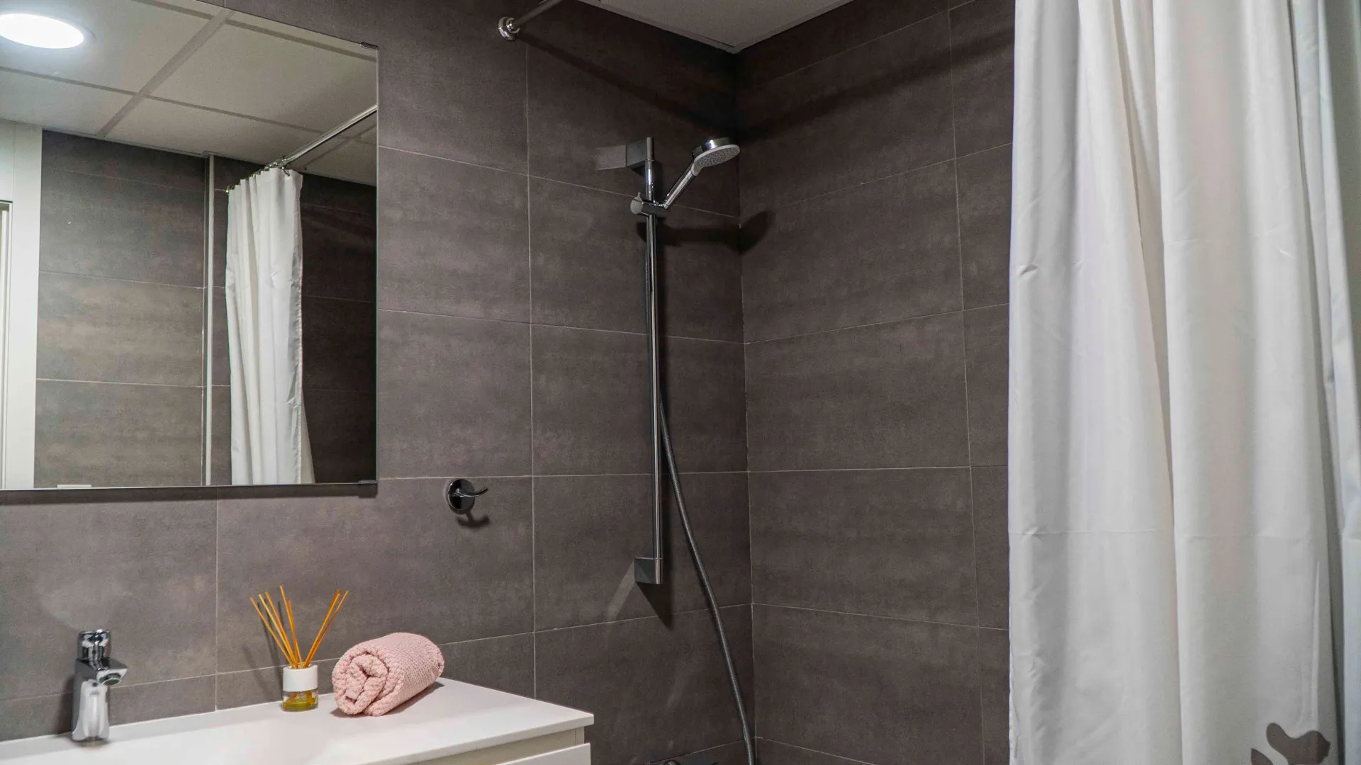 For sale Torremolinos ground floor apartment with 3 bedrooms