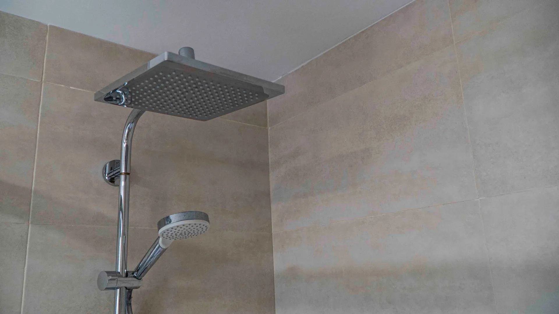 For sale Torremolinos ground floor apartment with 3 bedrooms