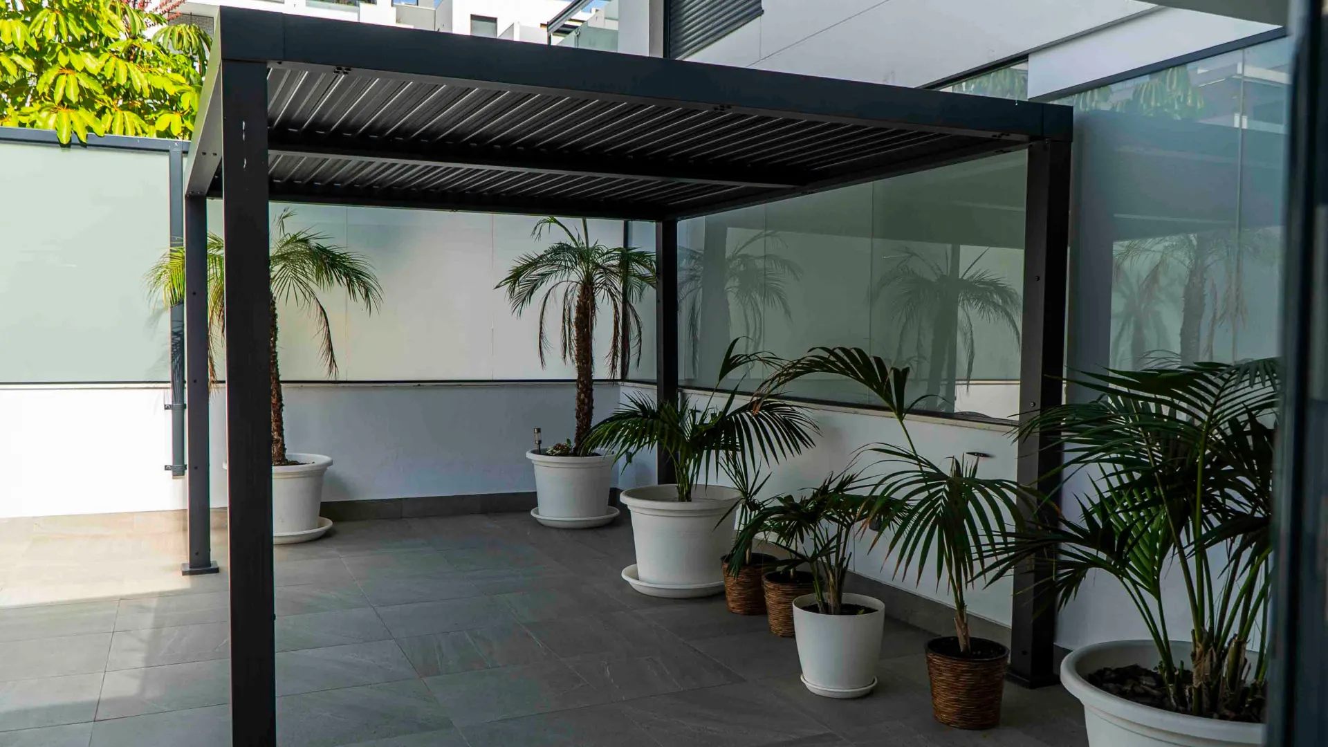 For sale Torremolinos ground floor apartment with 3 bedrooms