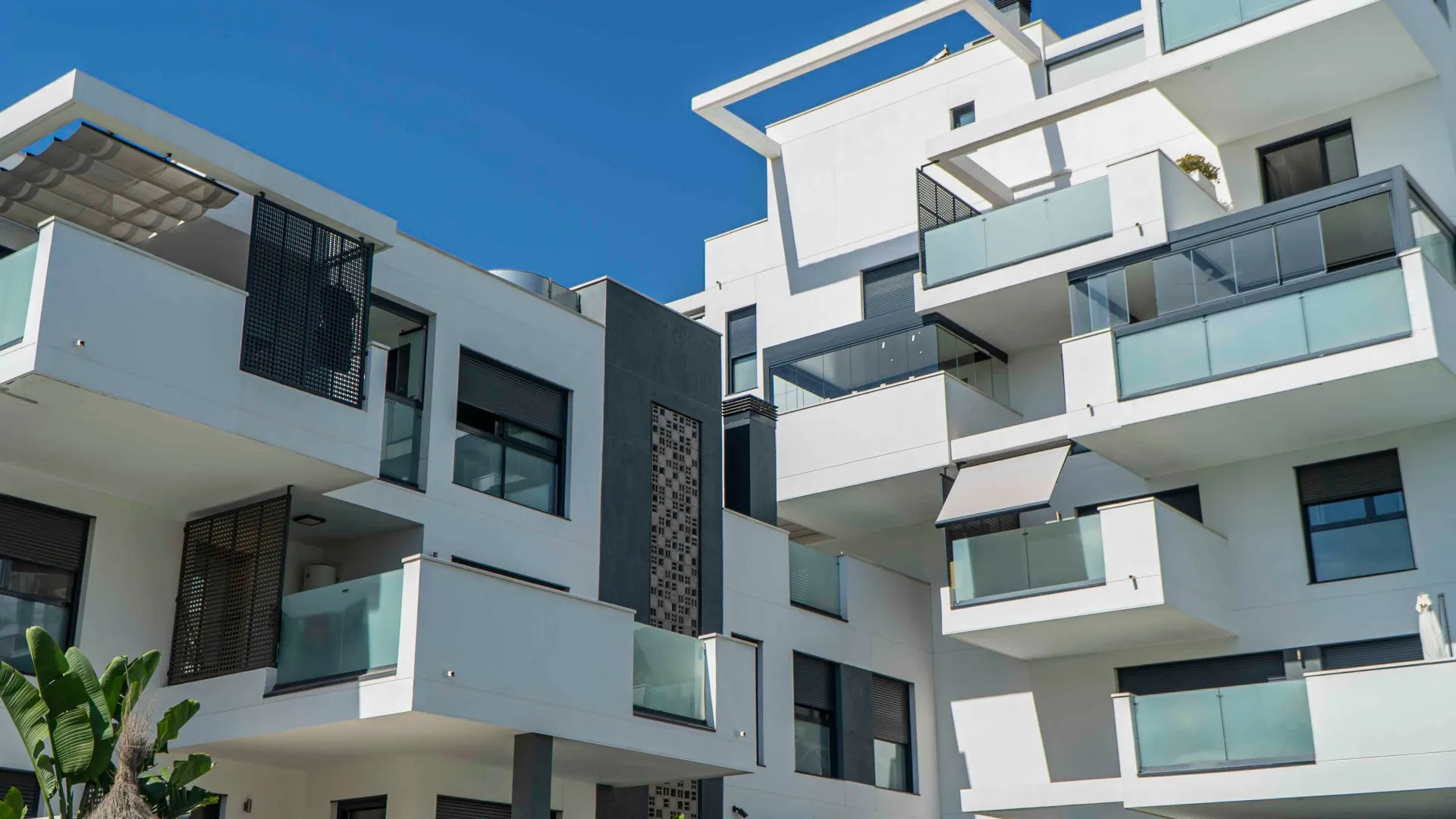 For sale Torremolinos ground floor apartment with 3 bedrooms