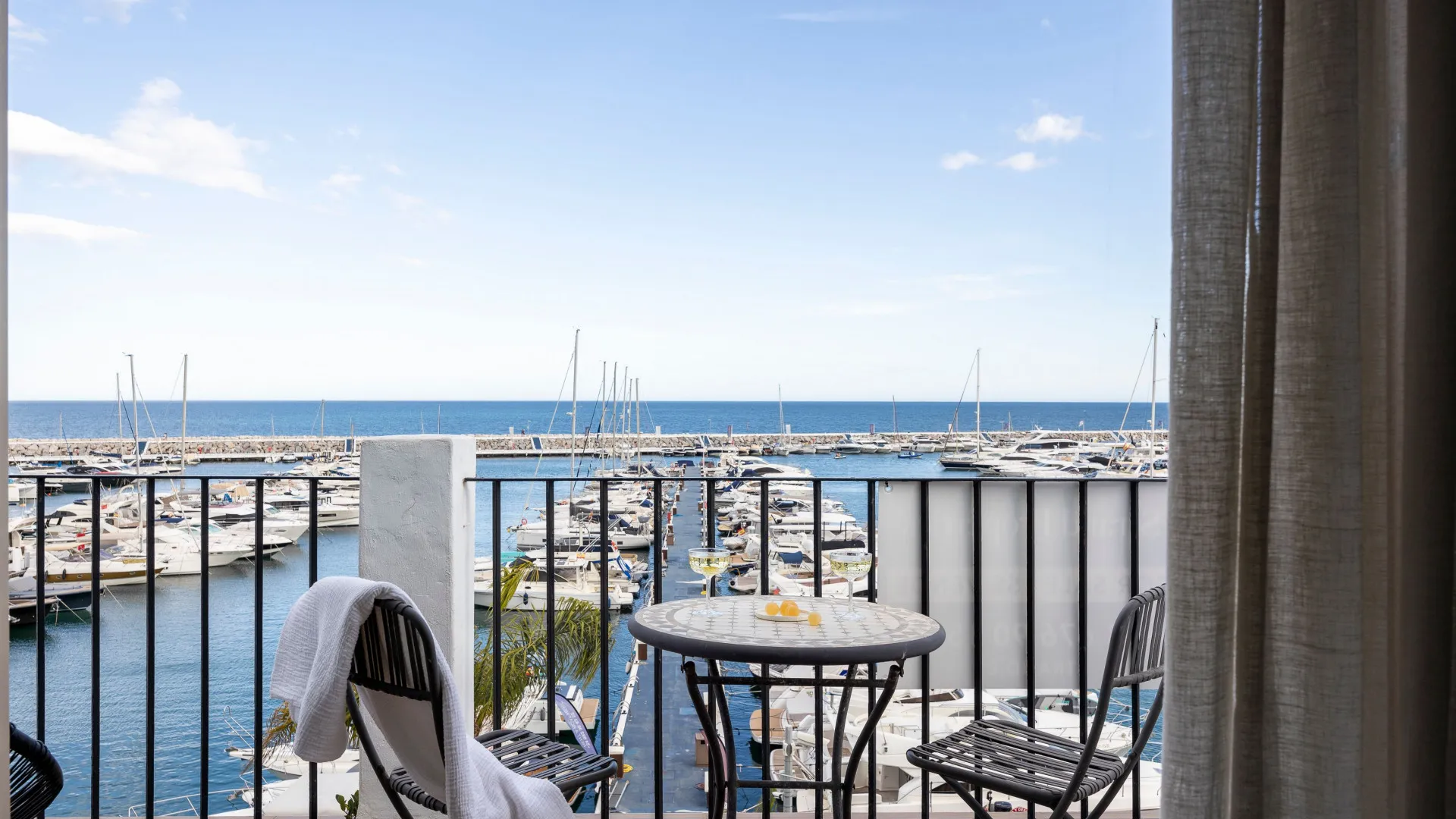 Ático a la venta en Marbella - Puerto Banus