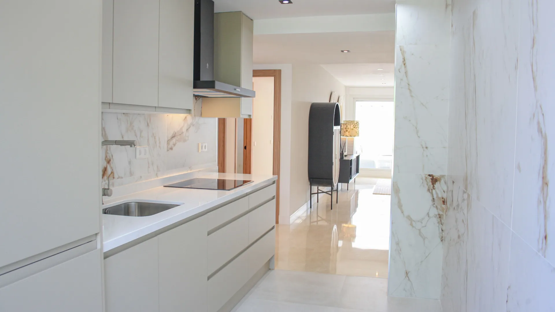 2 bedrooms Las Cañas Beach apartment for sale