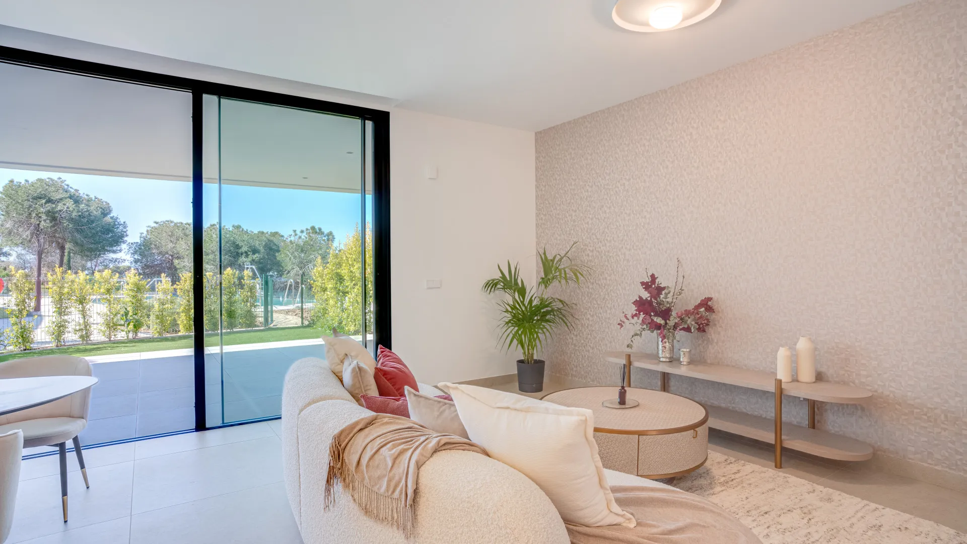 Ground floor apartment for sale in Artola