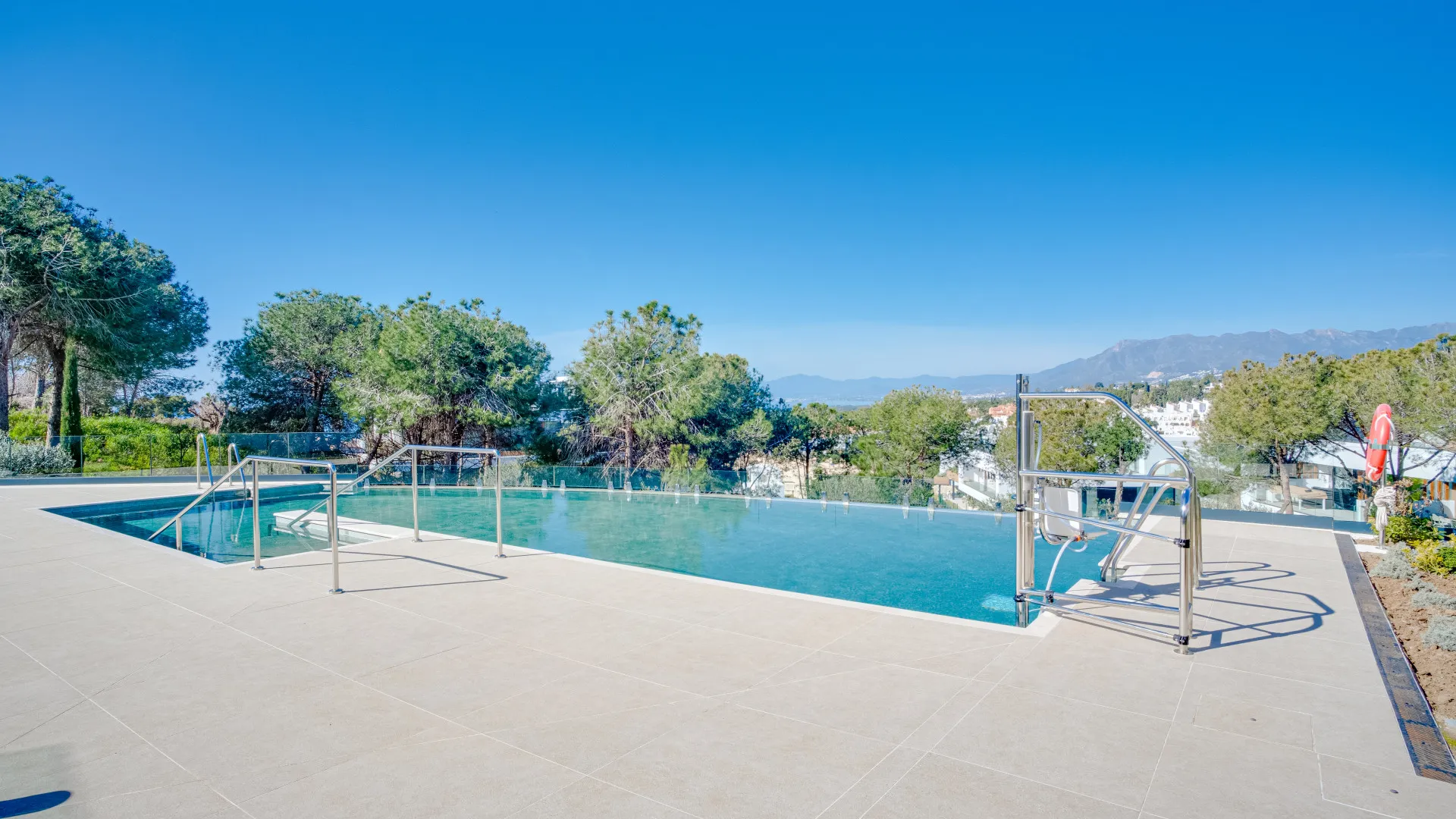 Ground floor apartment for sale in Artola