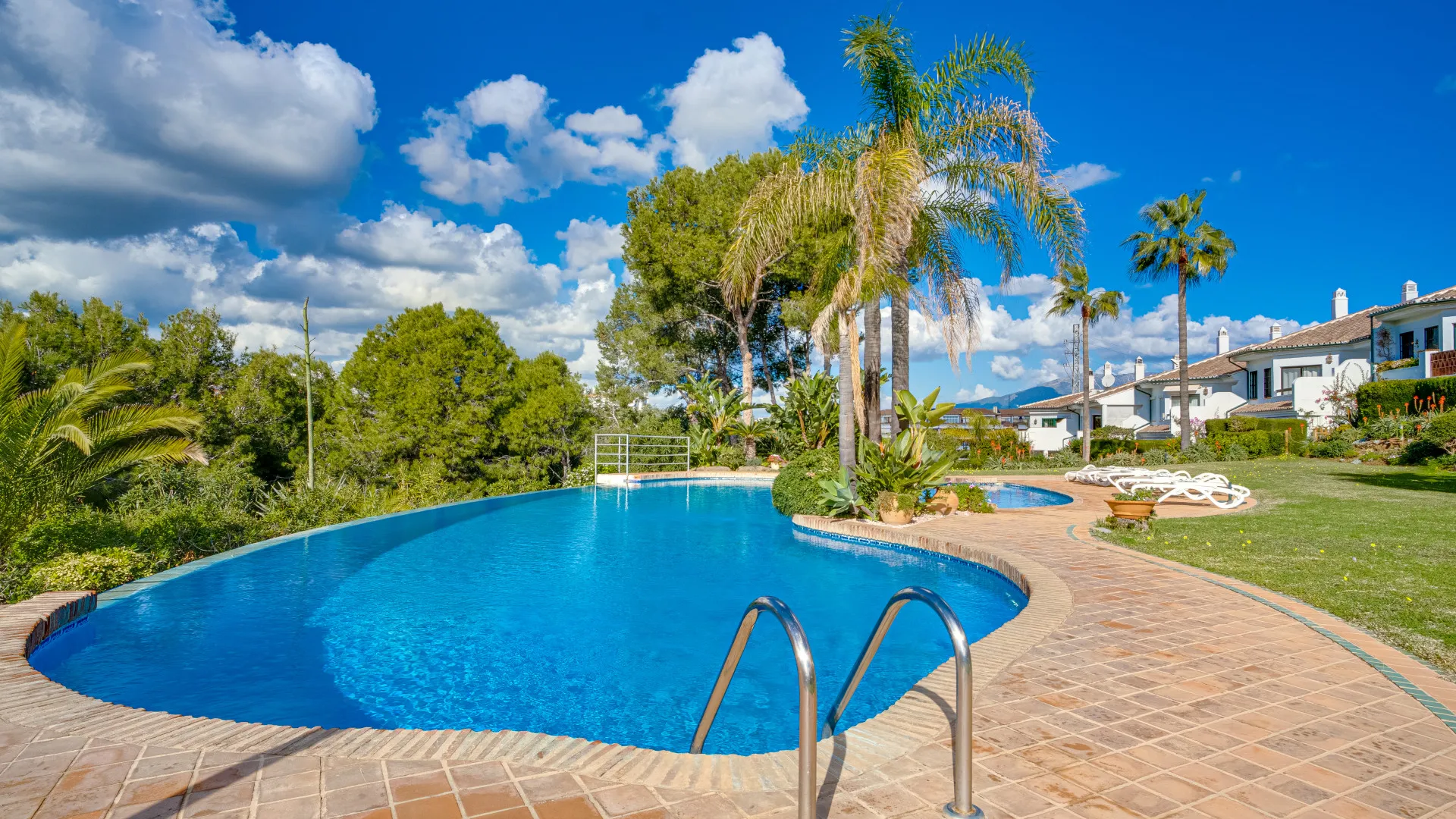 For sale Riviera del Sol 3 bedrooms semi detached villa