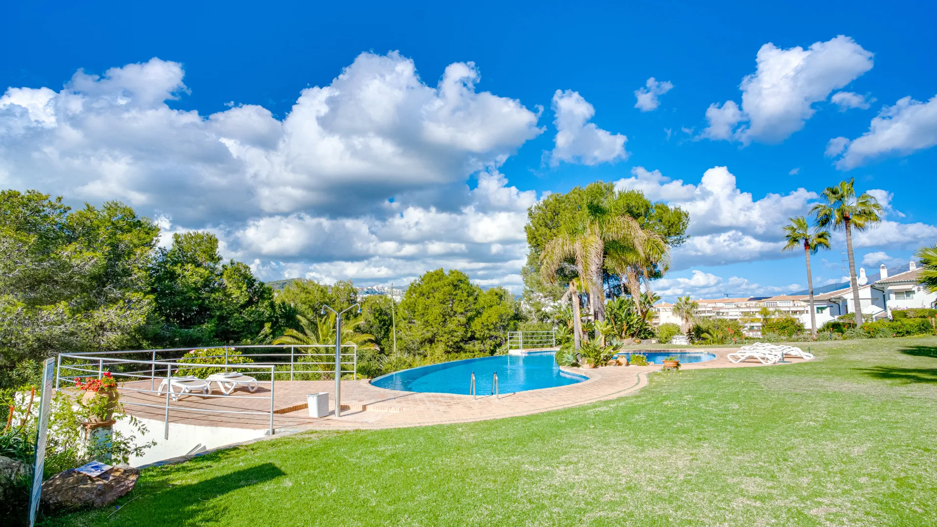 For sale Riviera del Sol 3 bedrooms semi detached villa