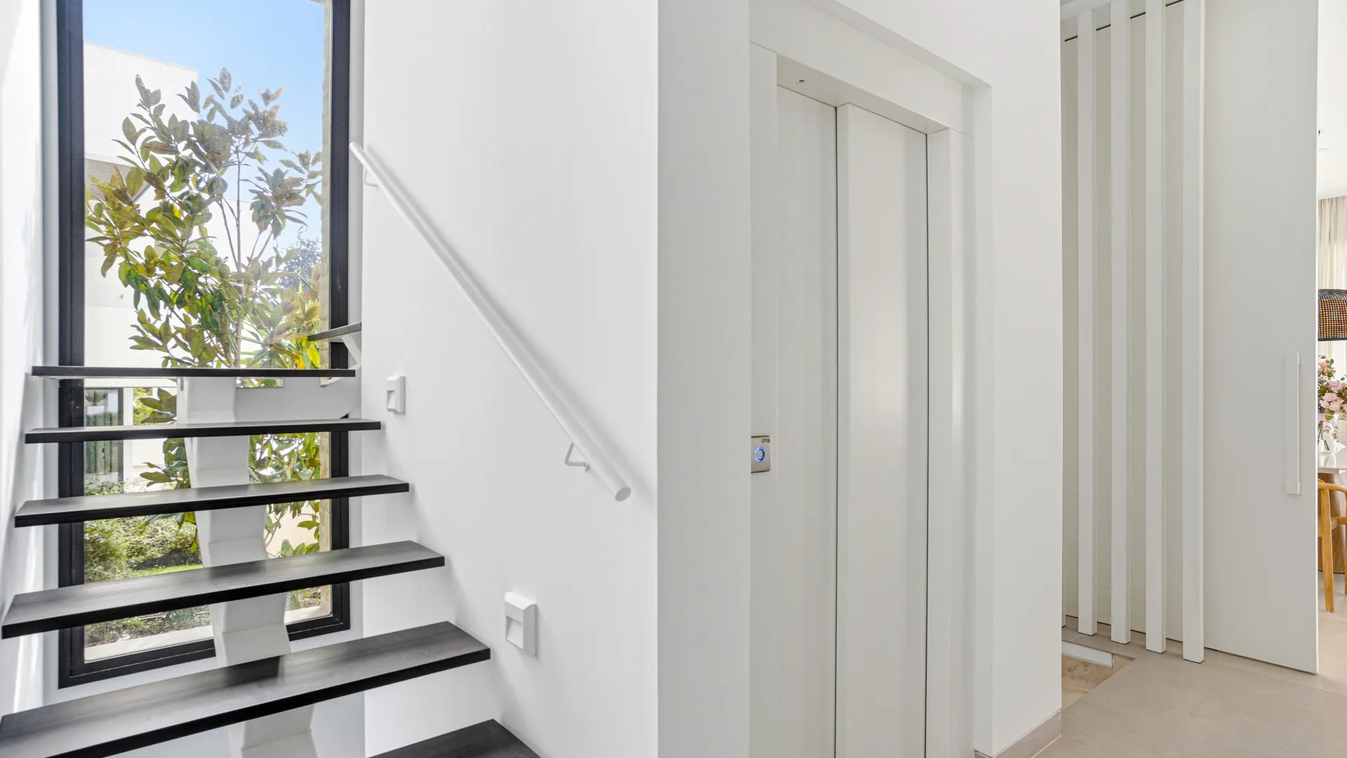 Villa for sale in Marbella Golden Mile