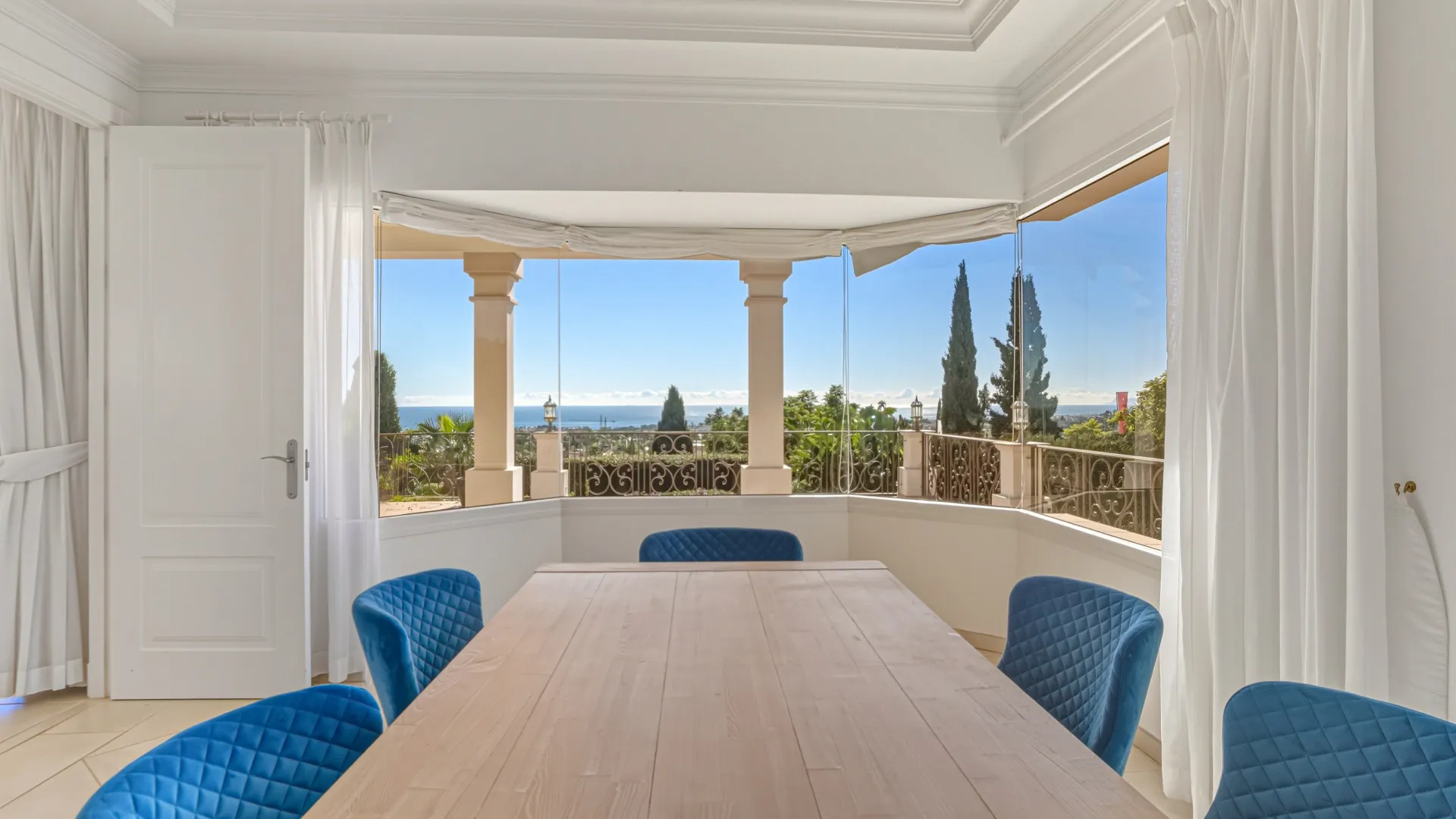 For sale villa in Los Flamingos