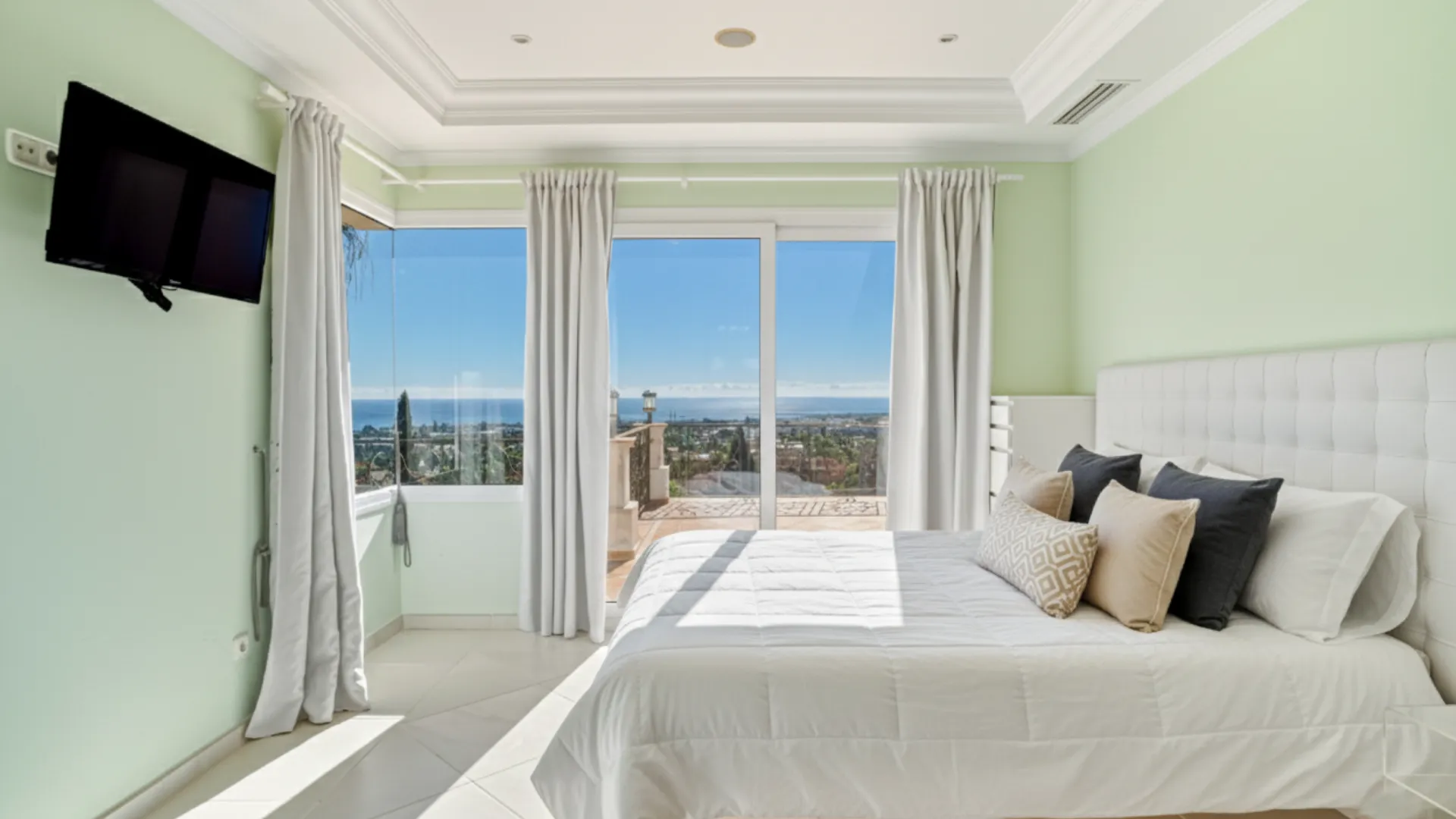 For sale villa in Los Flamingos