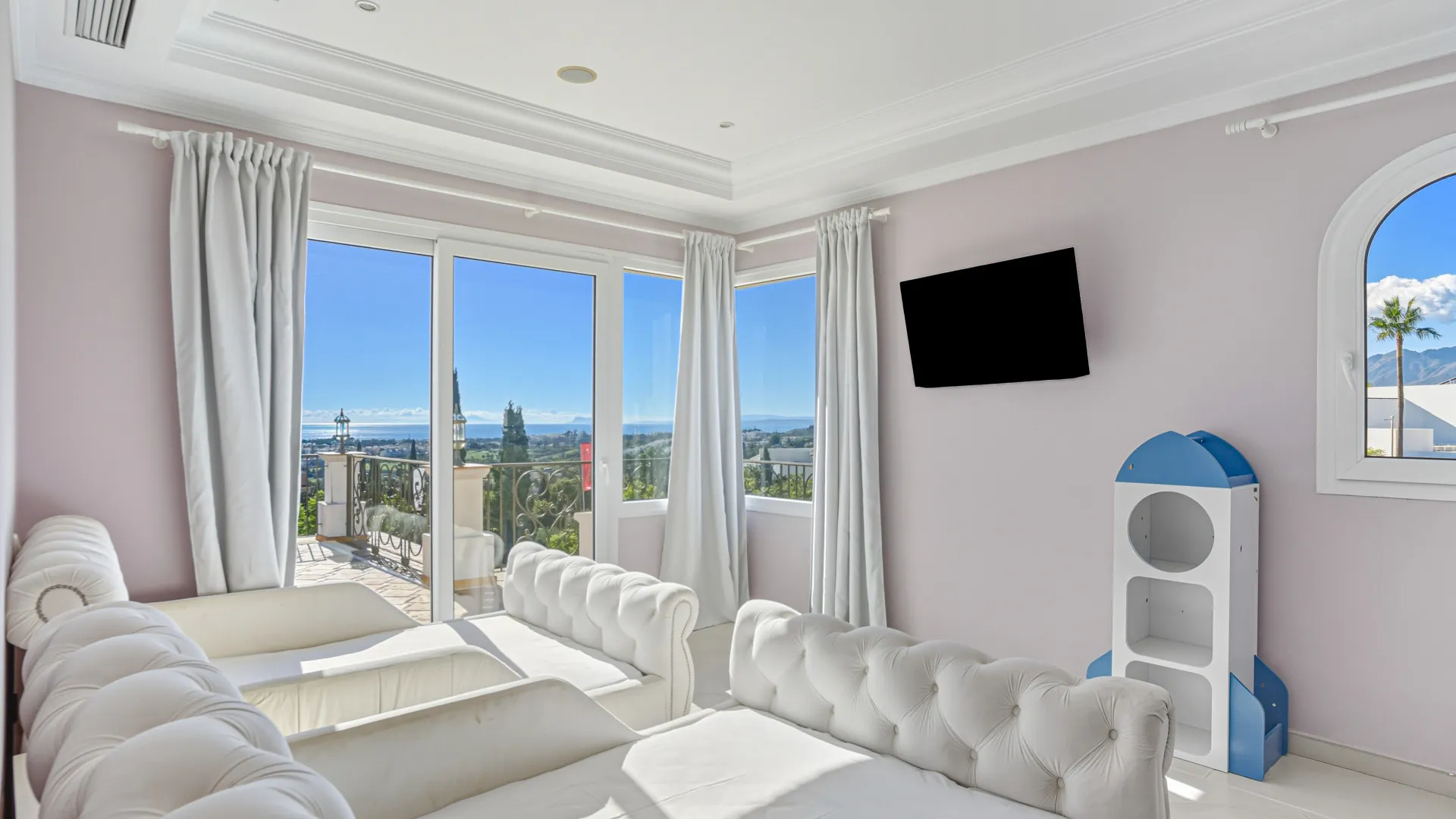 For sale villa in Los Flamingos