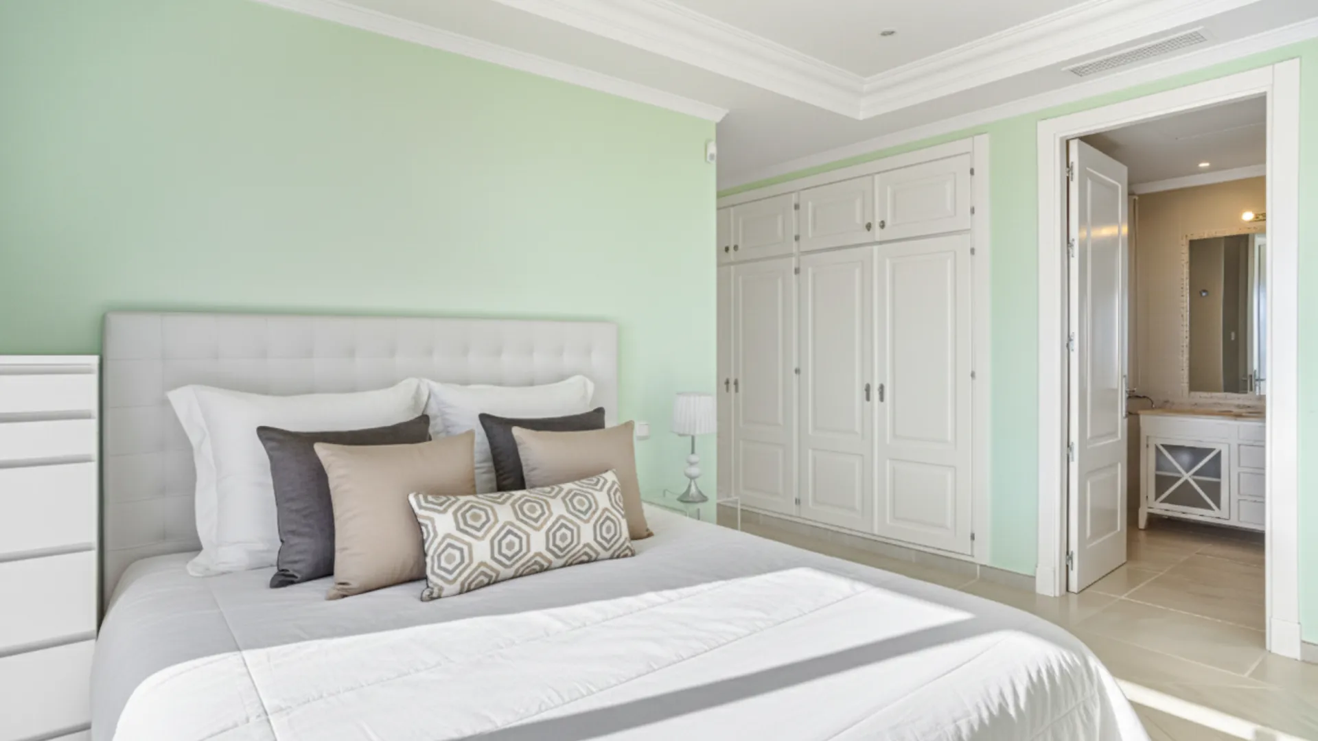 For sale villa in Los Flamingos