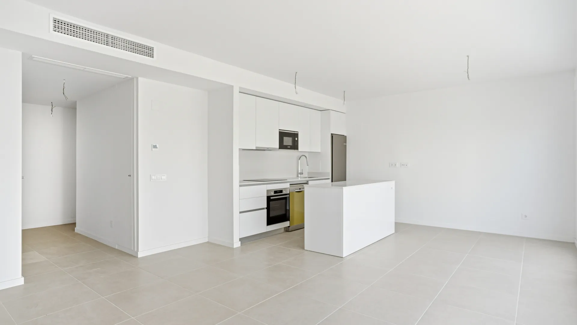 Buy Aqua Gardens apartment