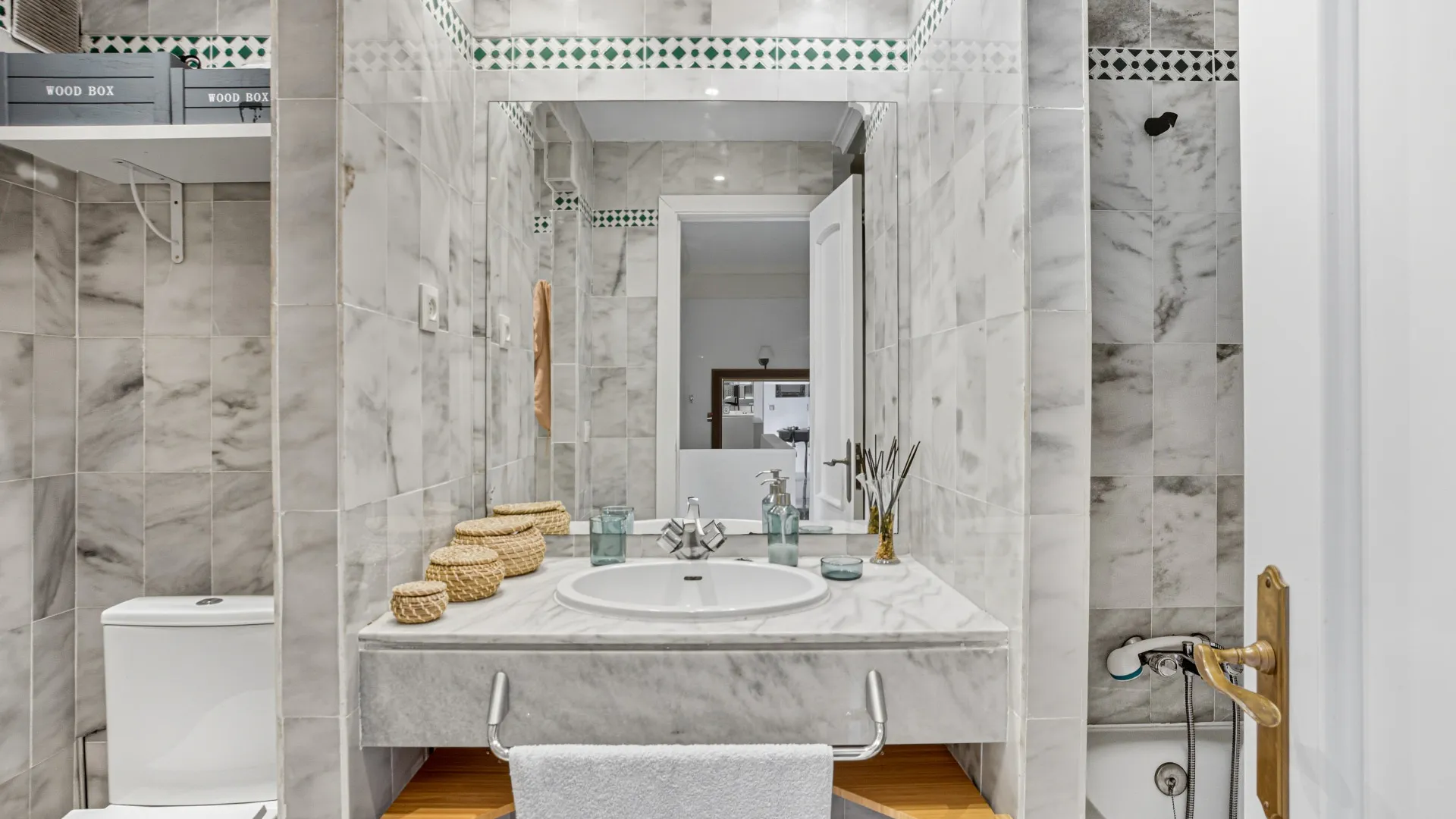 Buy town house in El Capricho