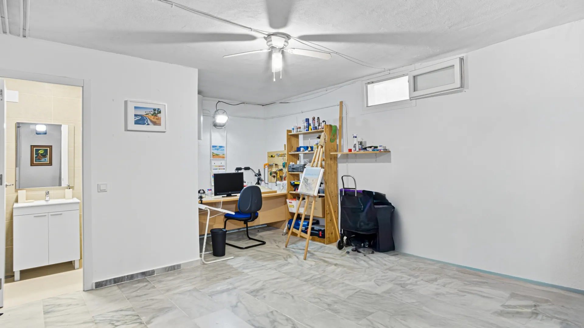 Buy town house in El Capricho