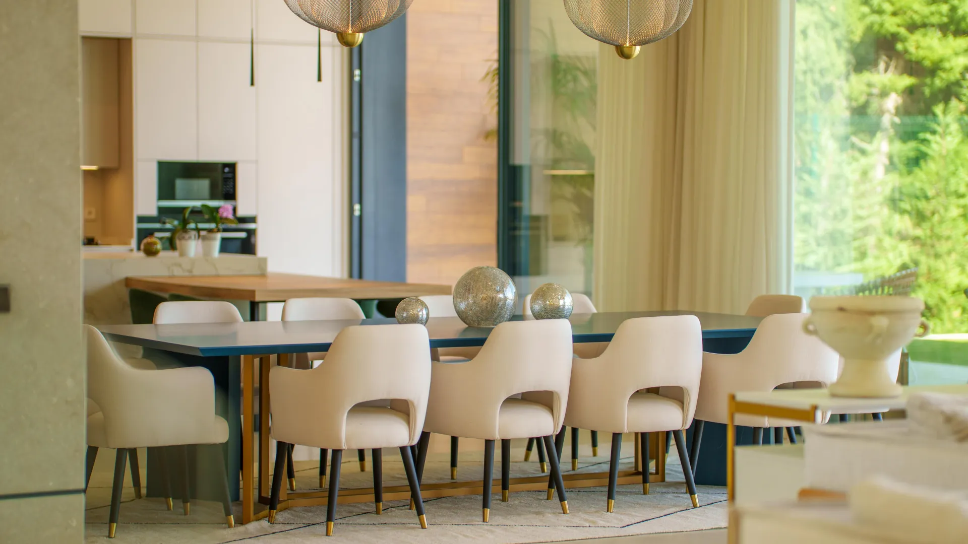 Villa for sale in Guadalmina Alta