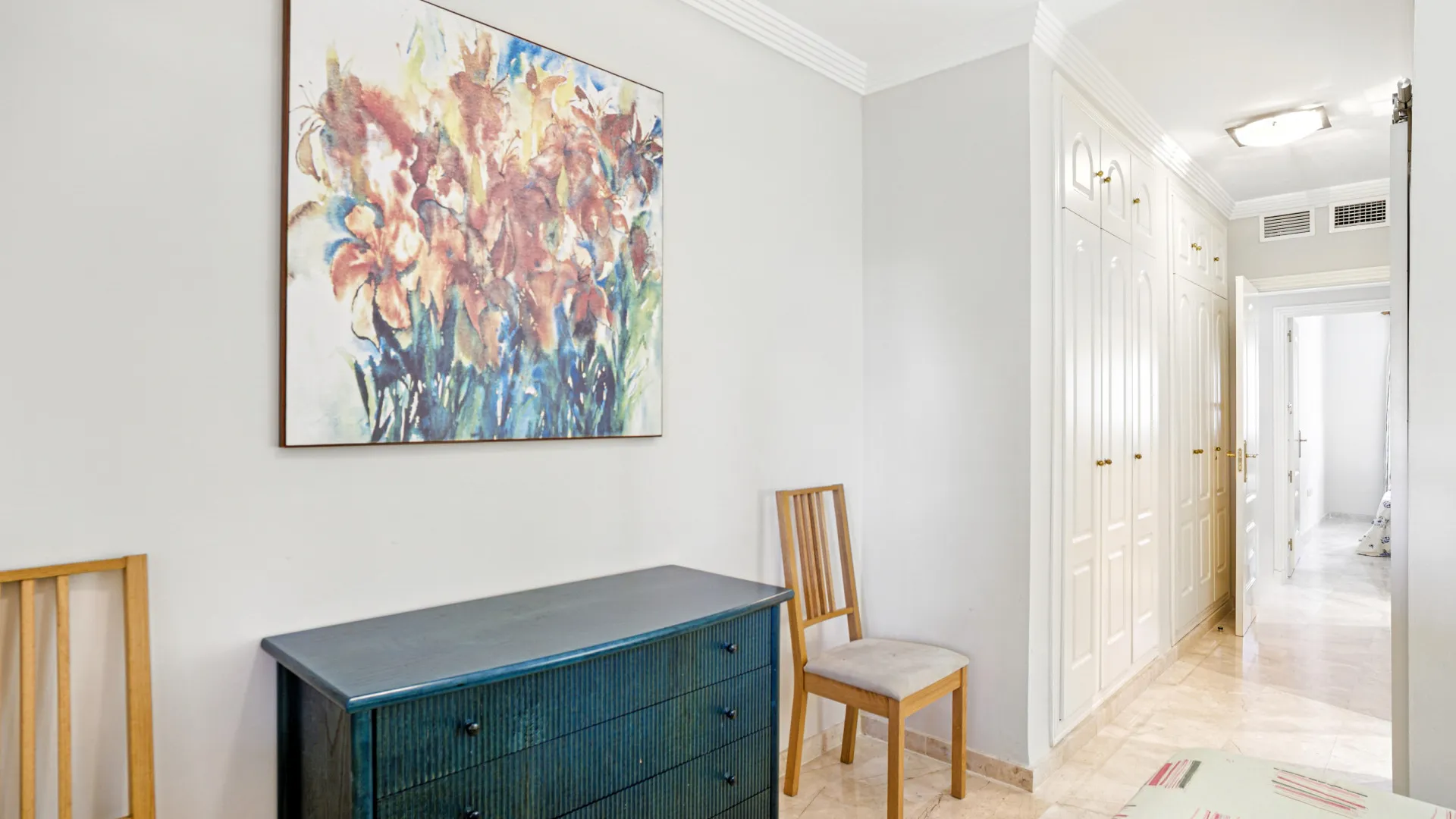 For sale ground floor apartment in Elviria with 2 bedrooms