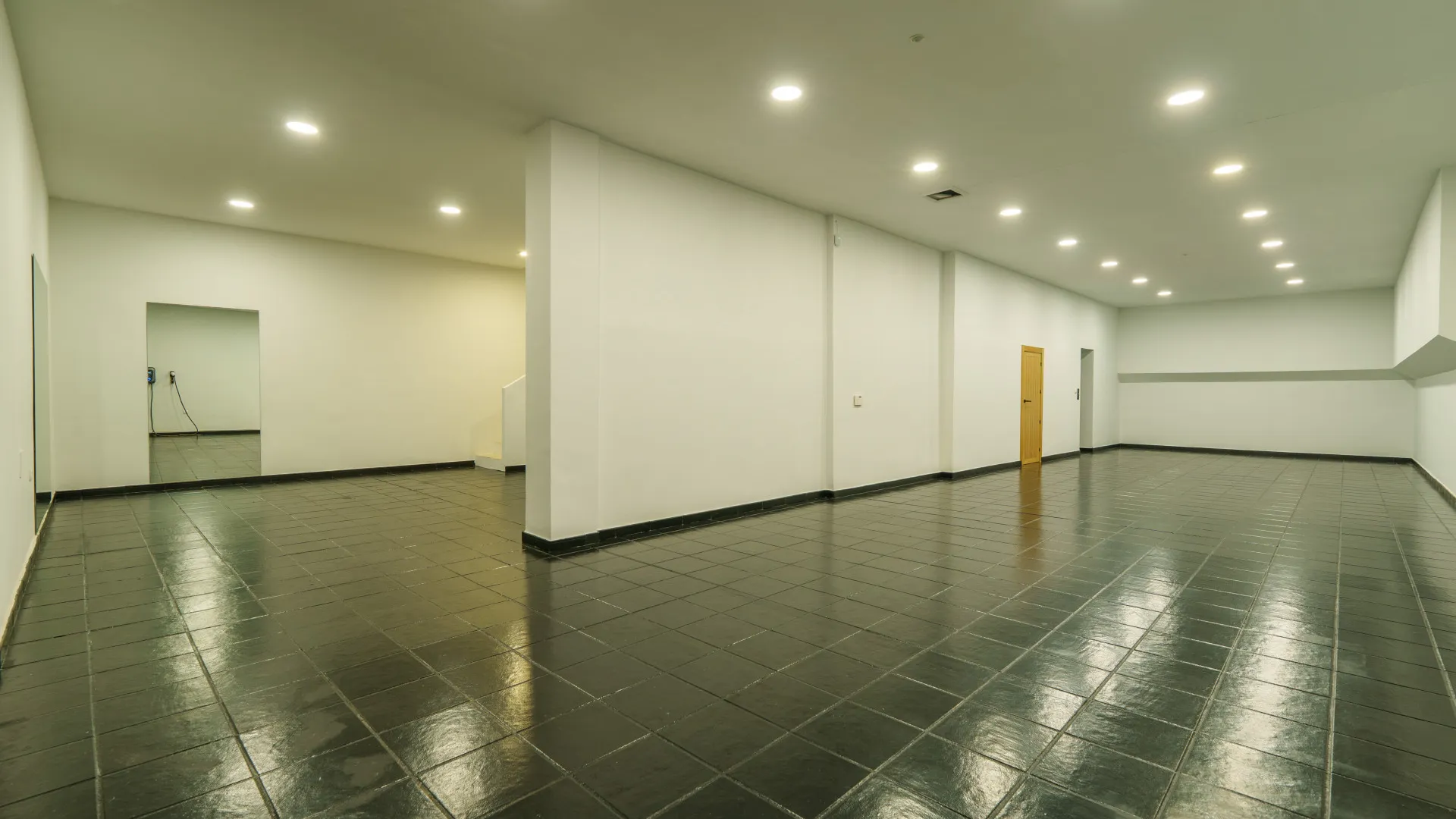 Nueva Andalucia villa for sale