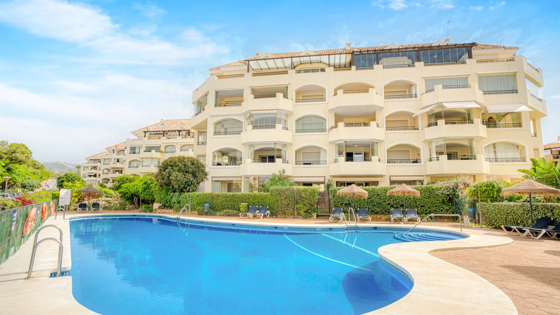 Apartamento a la venta en Elviria Playa