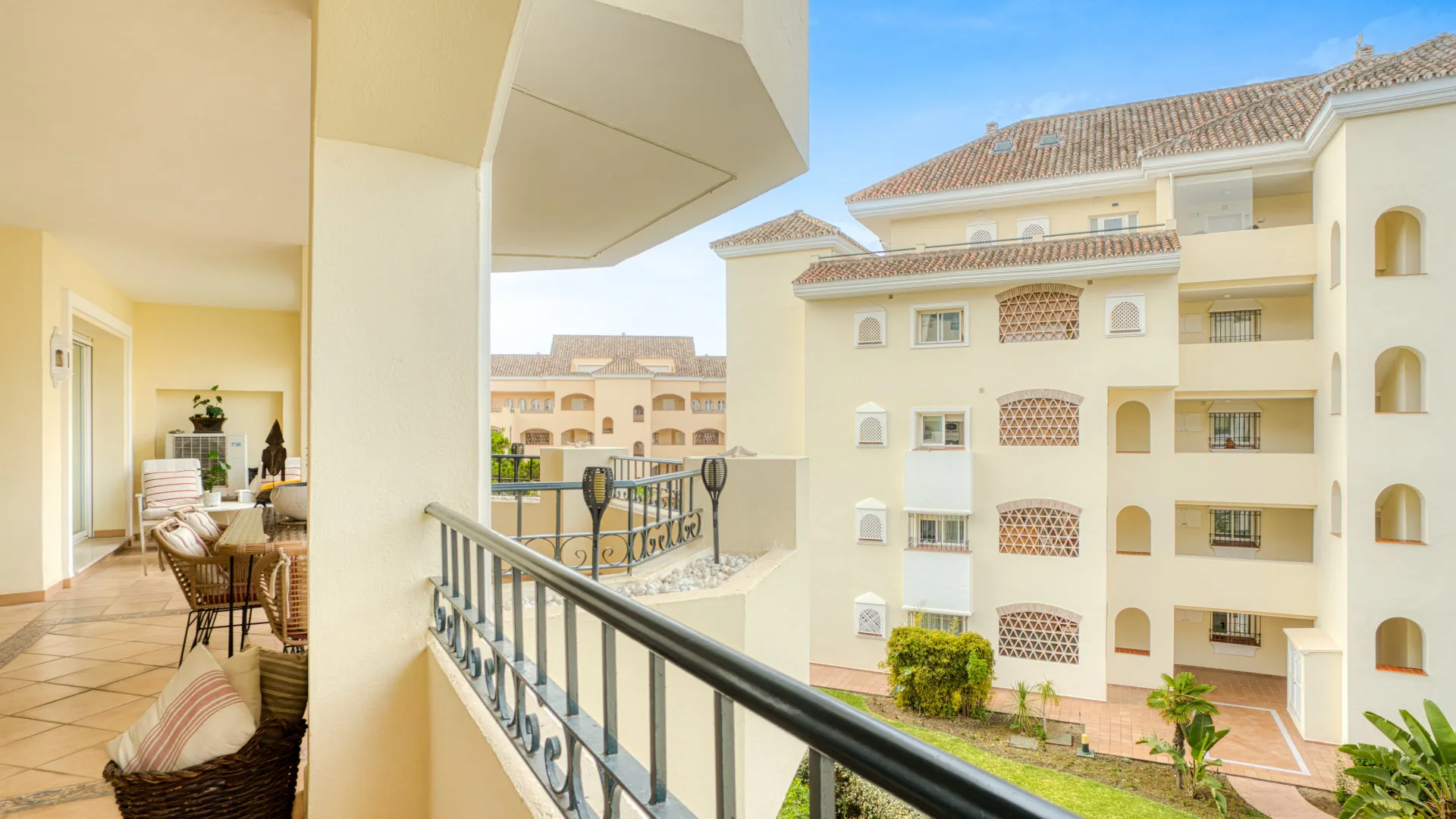 Apartamento a la venta en Elviria Playa