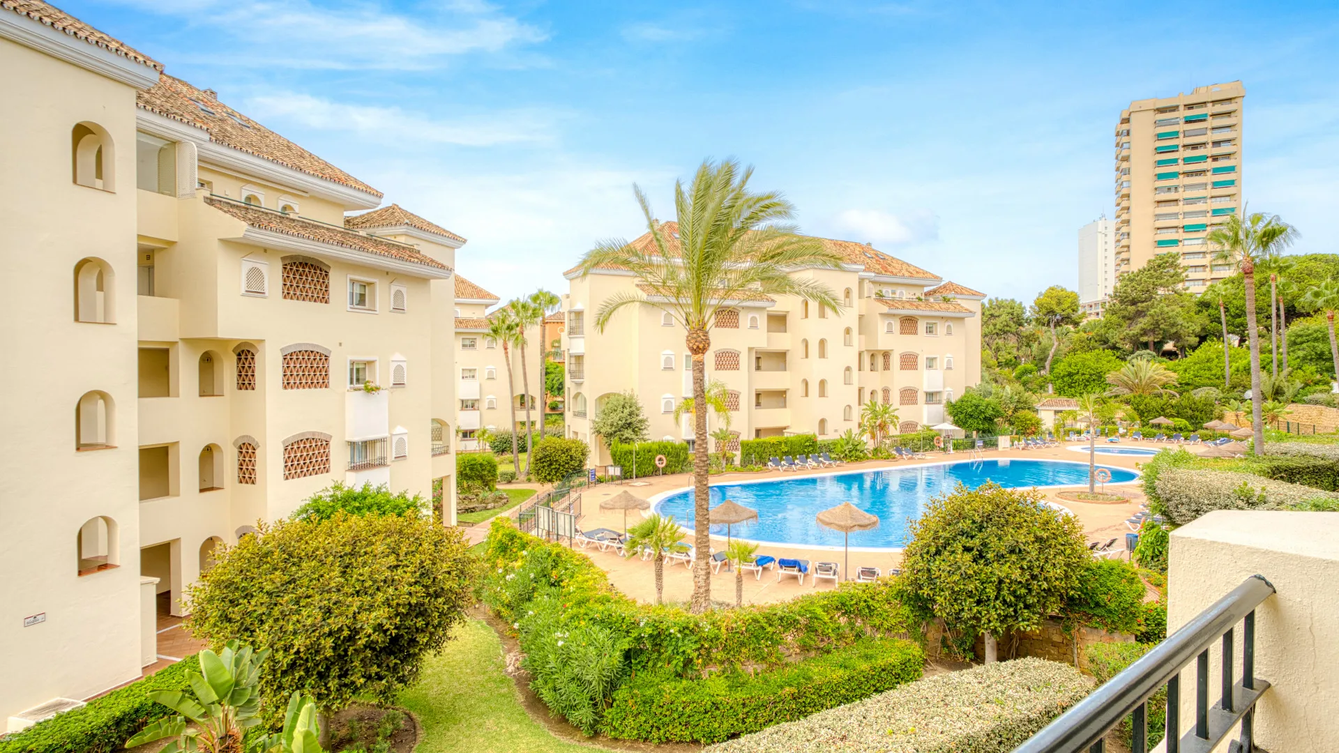 Apartamento a la venta en Elviria Playa