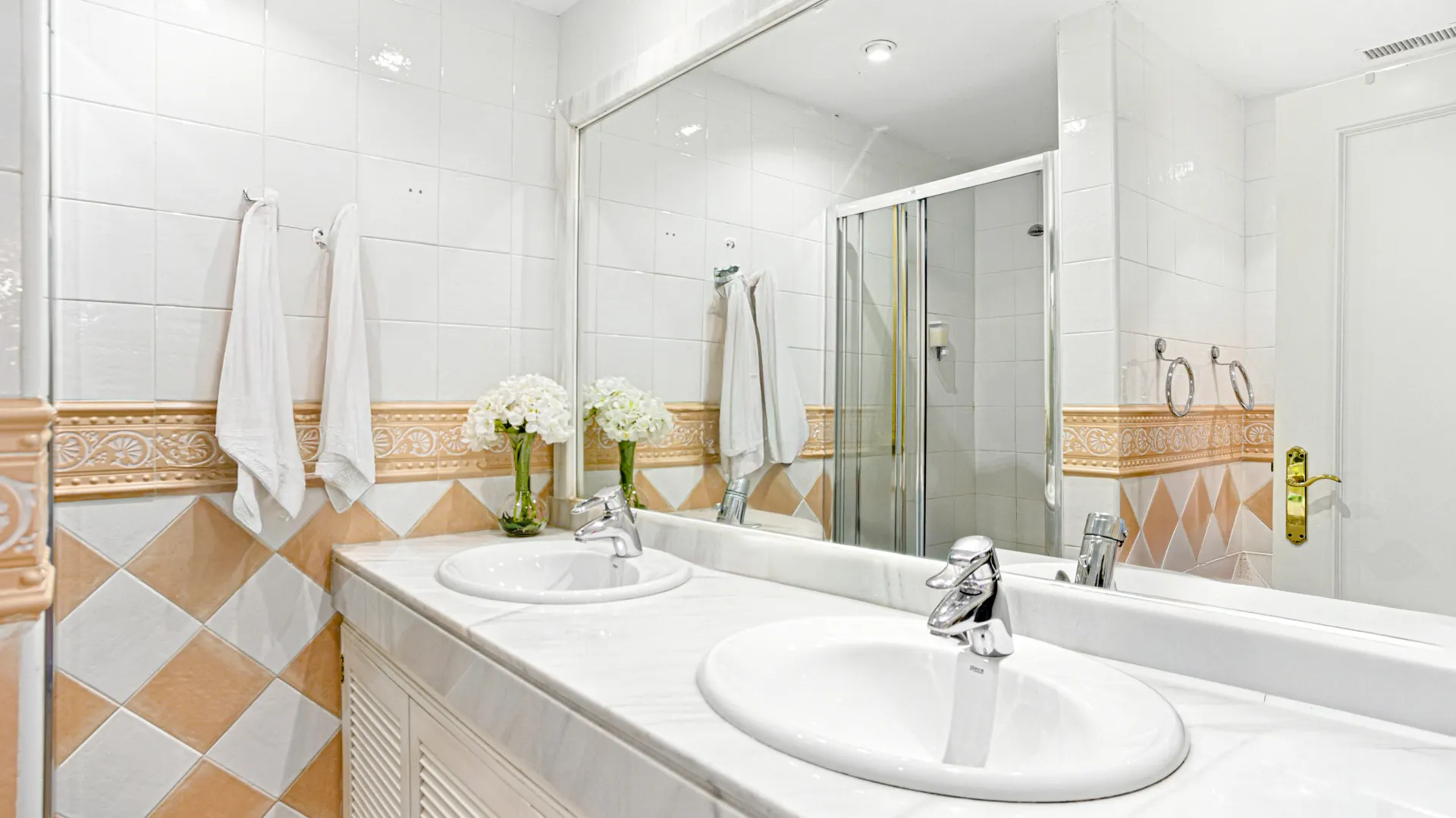 Apartamento a la venta en Elviria Playa