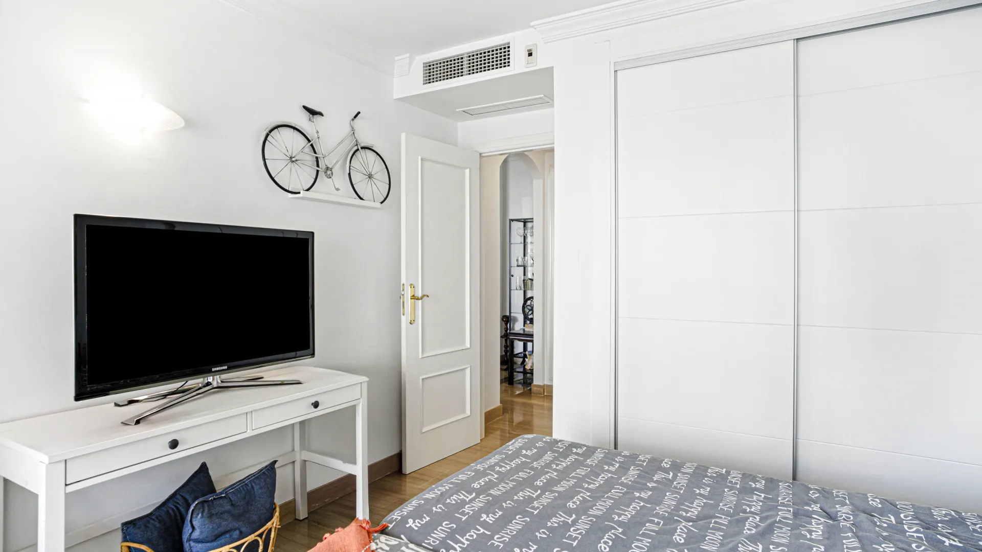 Apartamento a la venta en Elviria Playa