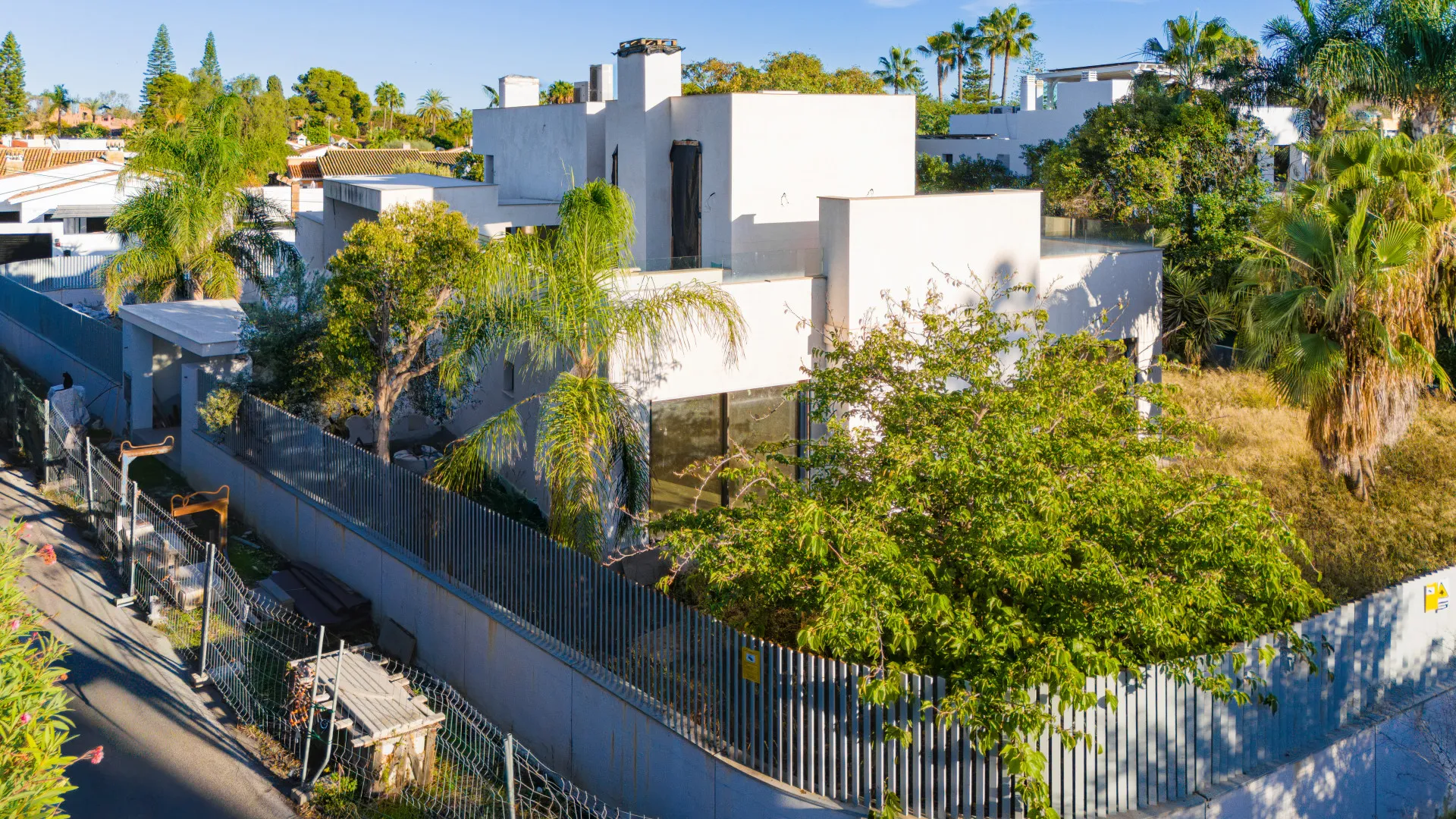 Villa for sale in Guadalmina Baja with 4 bedrooms