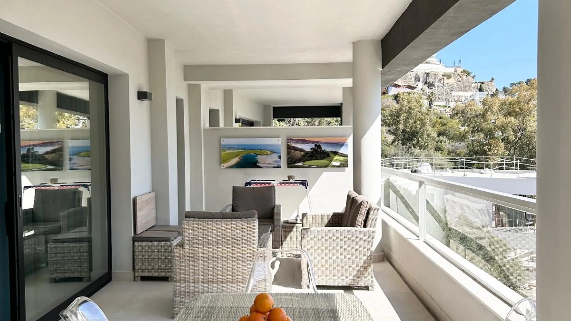 For sale apartment in The Crest with 3 bedrooms