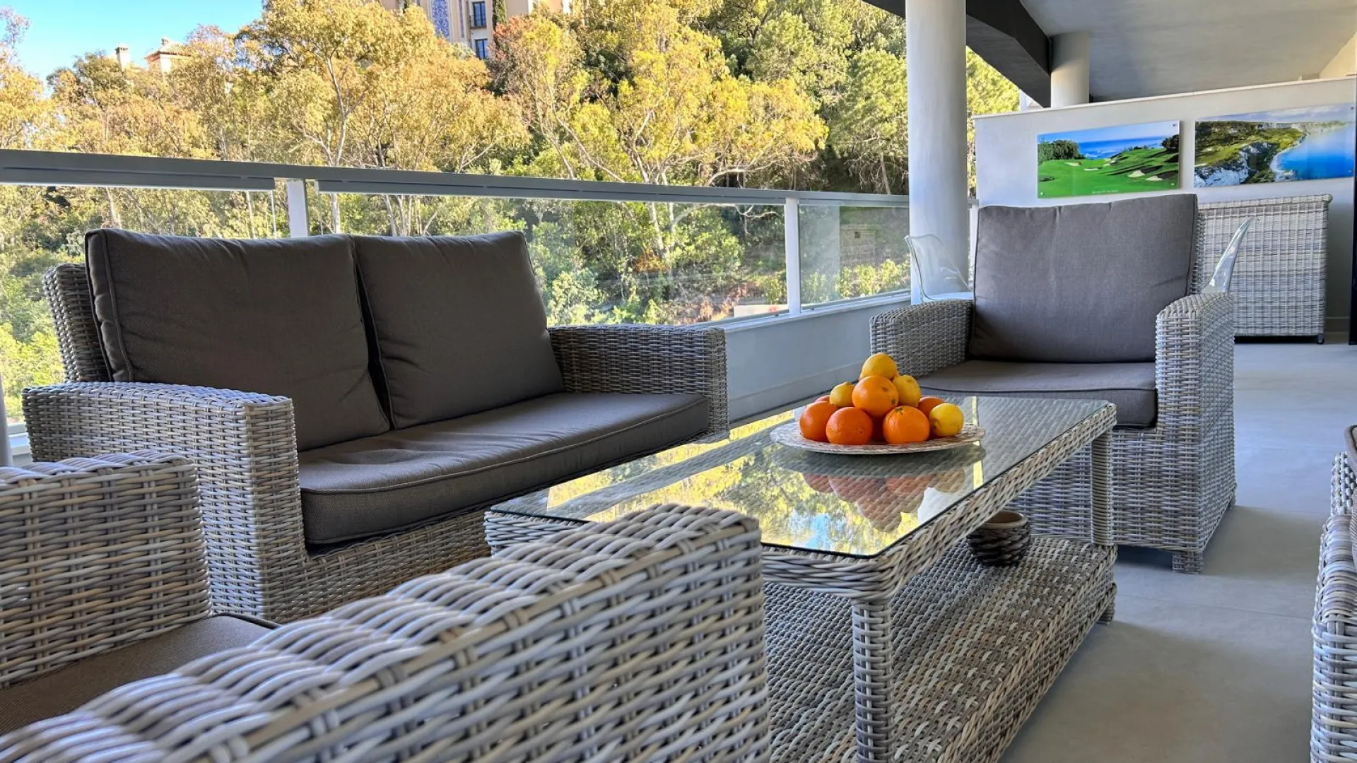 For sale apartment in The Crest with 3 bedrooms