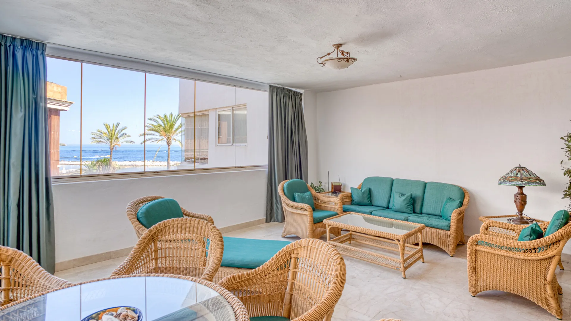 Apartamento en venta con 2 dormitorios en La Herradura