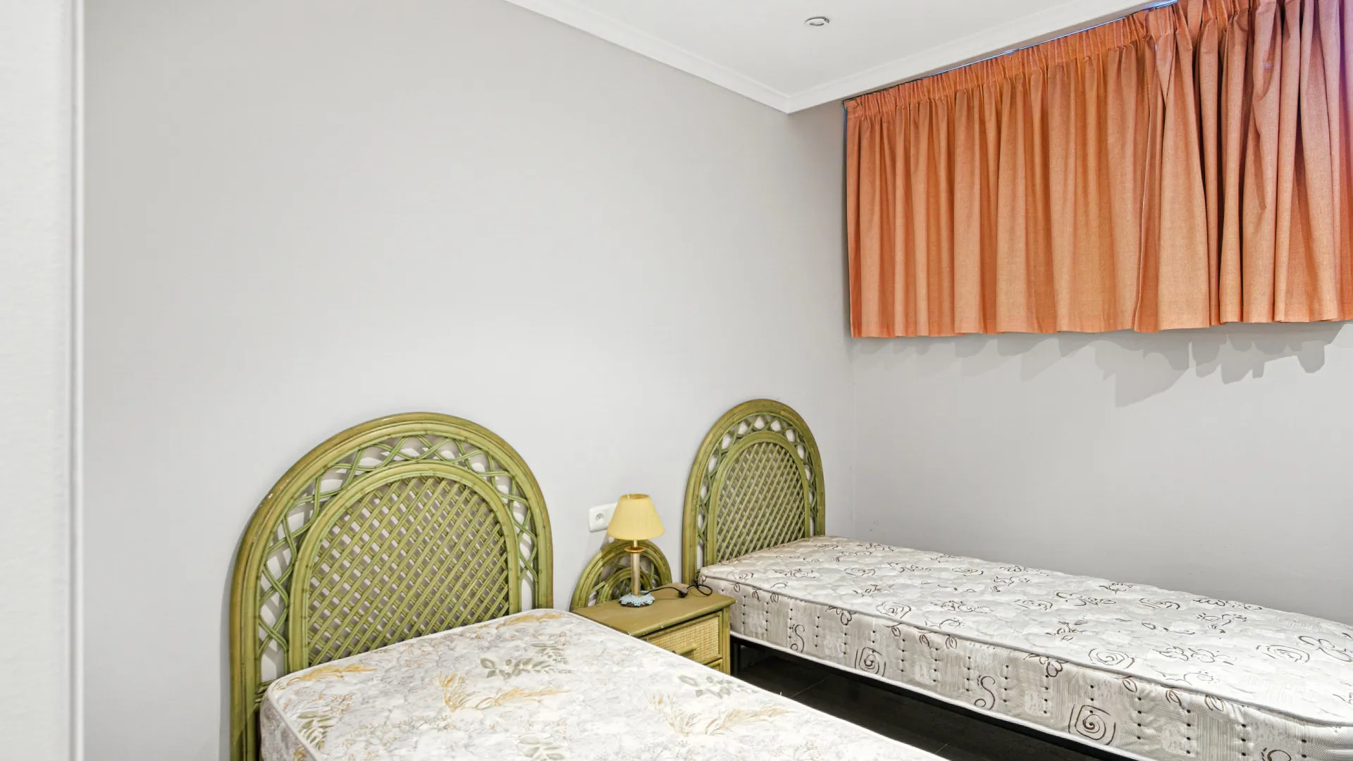 Apartamento en venta con 2 dormitorios en La Herradura