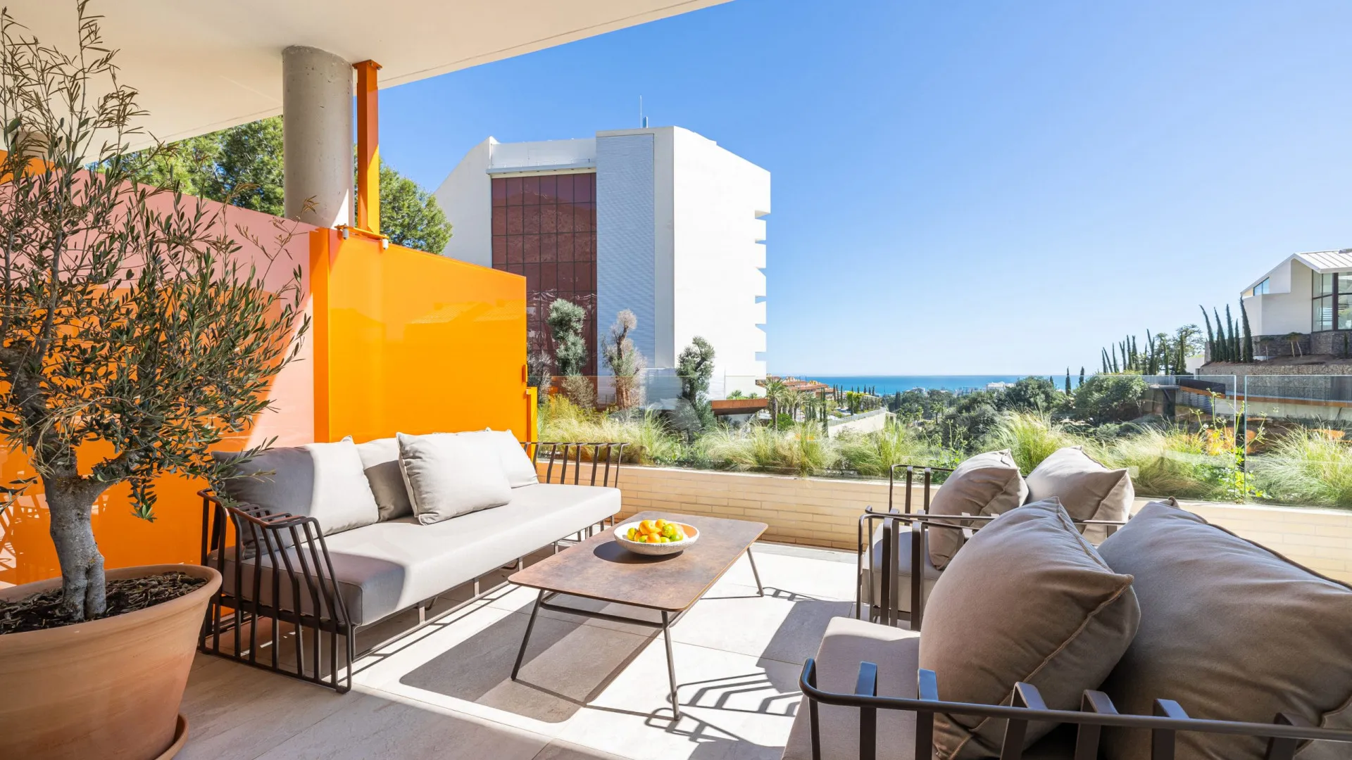 For sale penthouse with 2 bedrooms in El Higueron