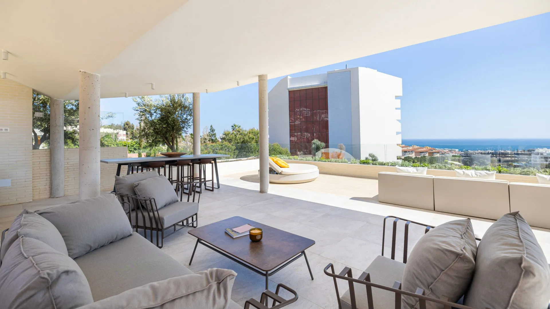 For sale penthouse with 2 bedrooms in El Higueron
