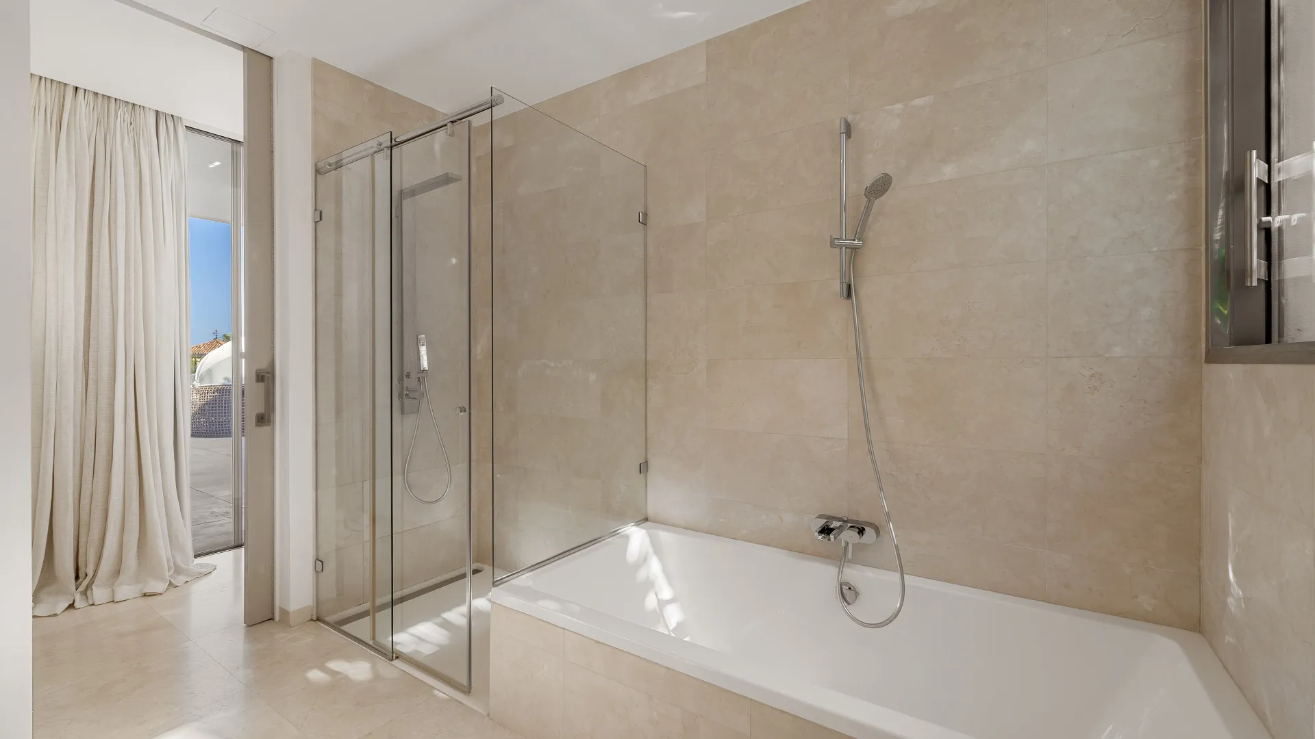 Villa for sale in La Cerquilla with 7 bedrooms