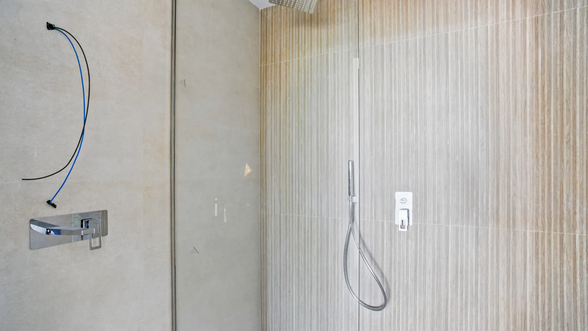 Buy Jardines de Andalucia apartment with 2 bedrooms