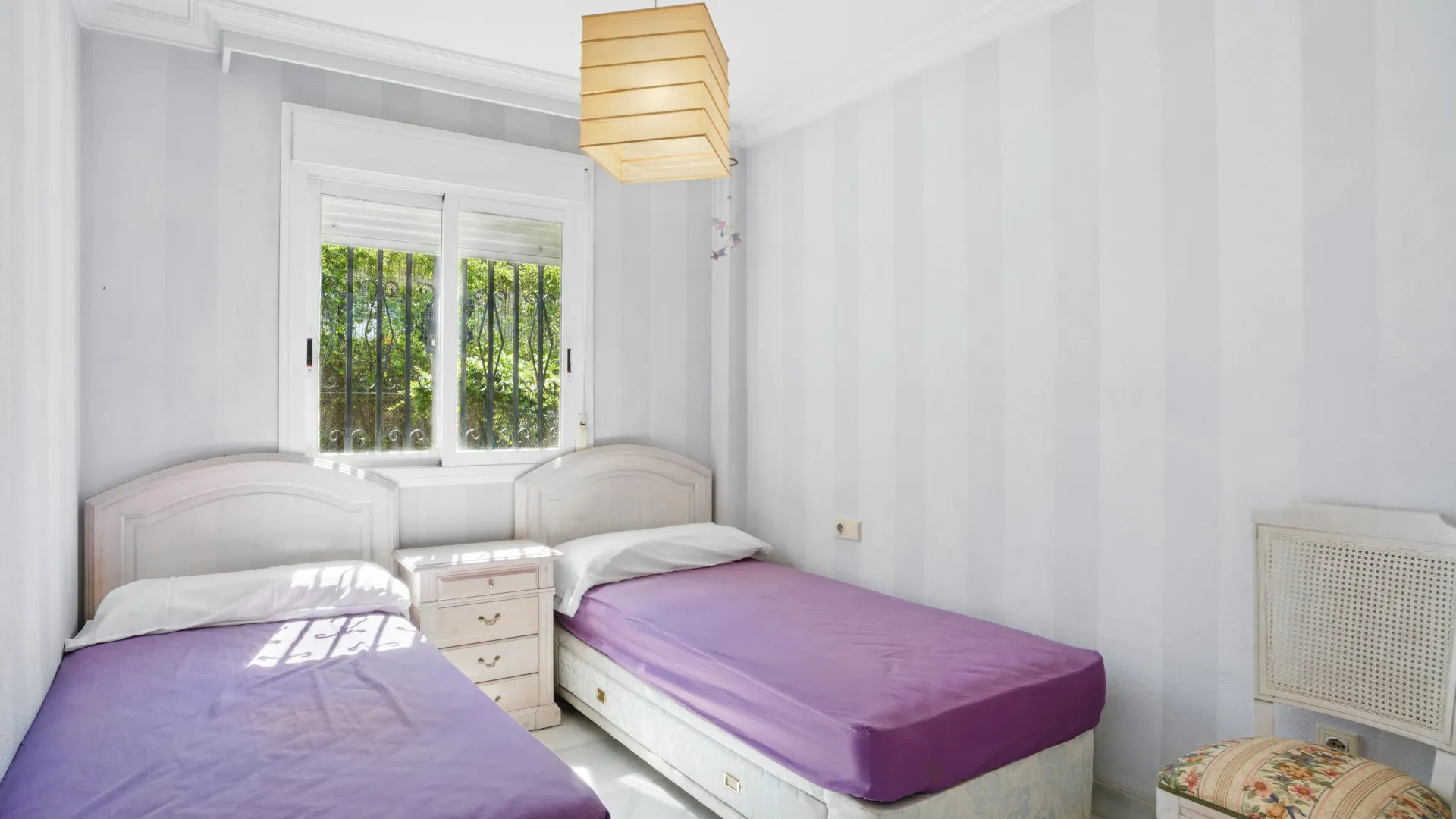 Apartamento planta baja en venta en Los Pinos de Nagüeles de 3 dormitorios