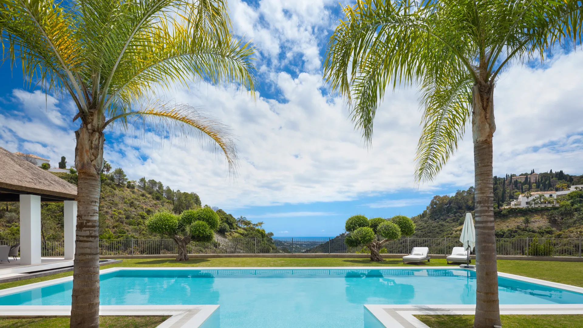 Villa for sale in El Madroñal with 5 bedrooms