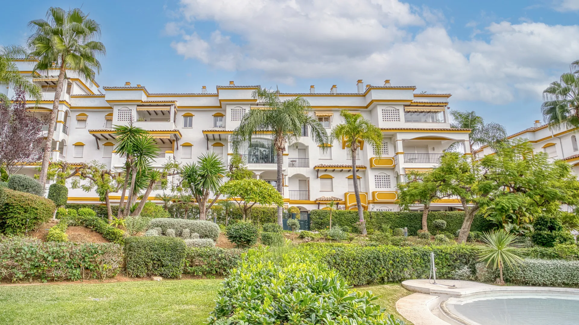 Hacienda Nagüeles I 4 bedrooms ground floor apartment for sale