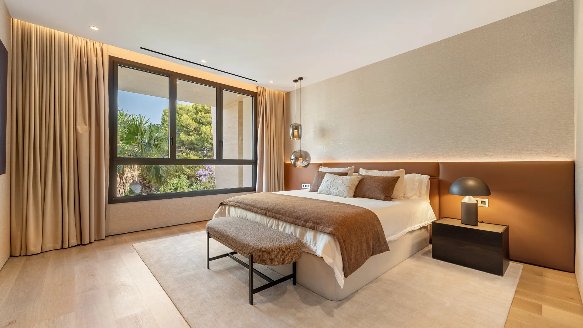 Atico duplex en venta con 4 dormitorios en Epic Marbella