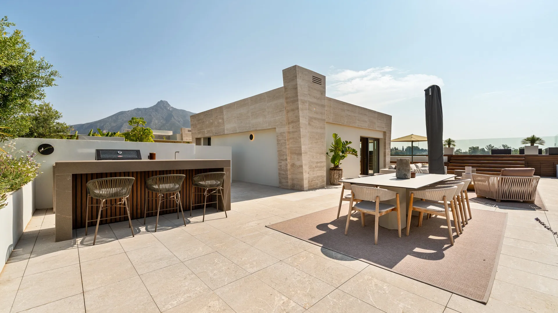 Atico duplex en venta con 4 dormitorios en Epic Marbella