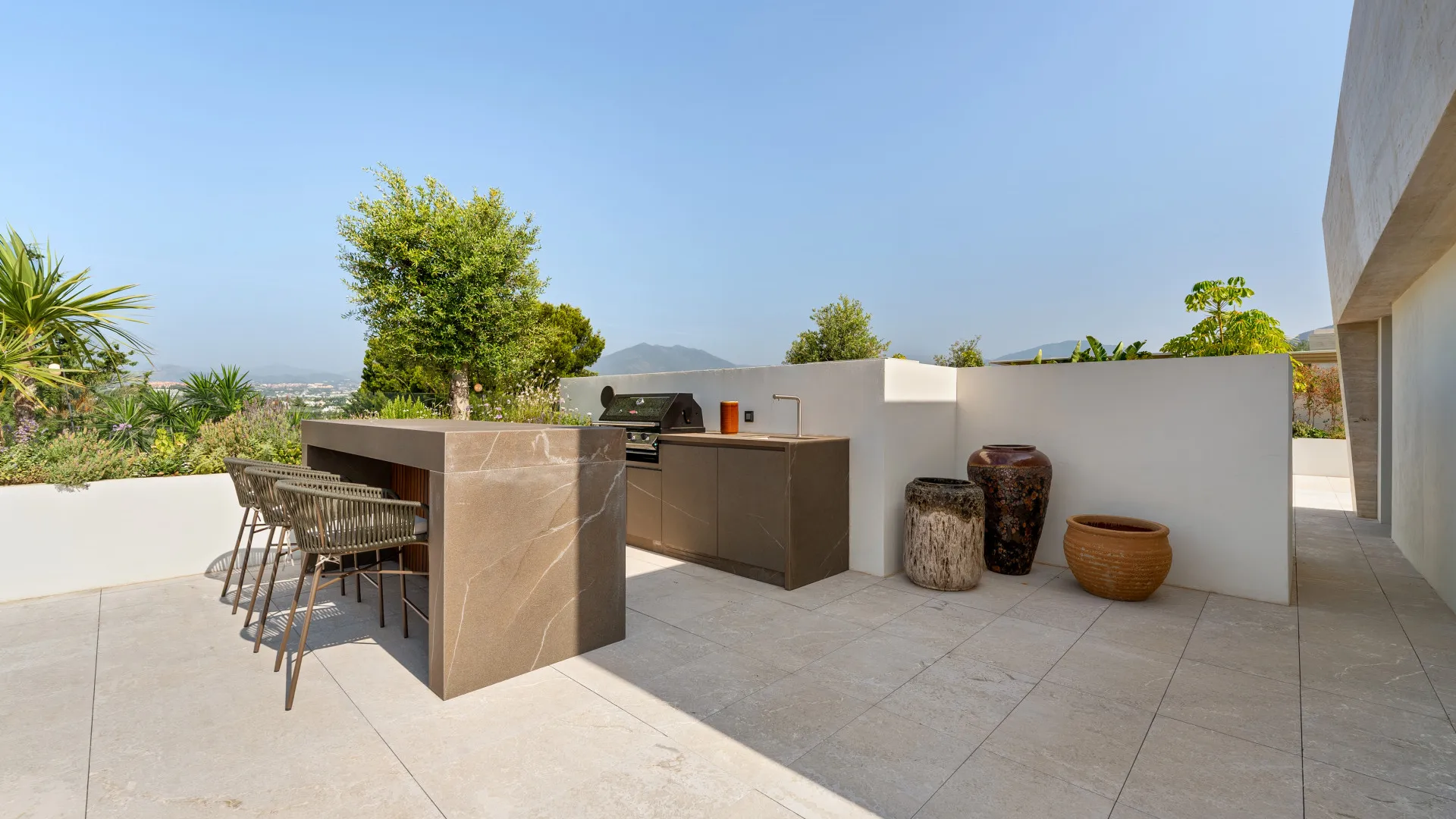 Atico duplex en venta con 4 dormitorios en Epic Marbella